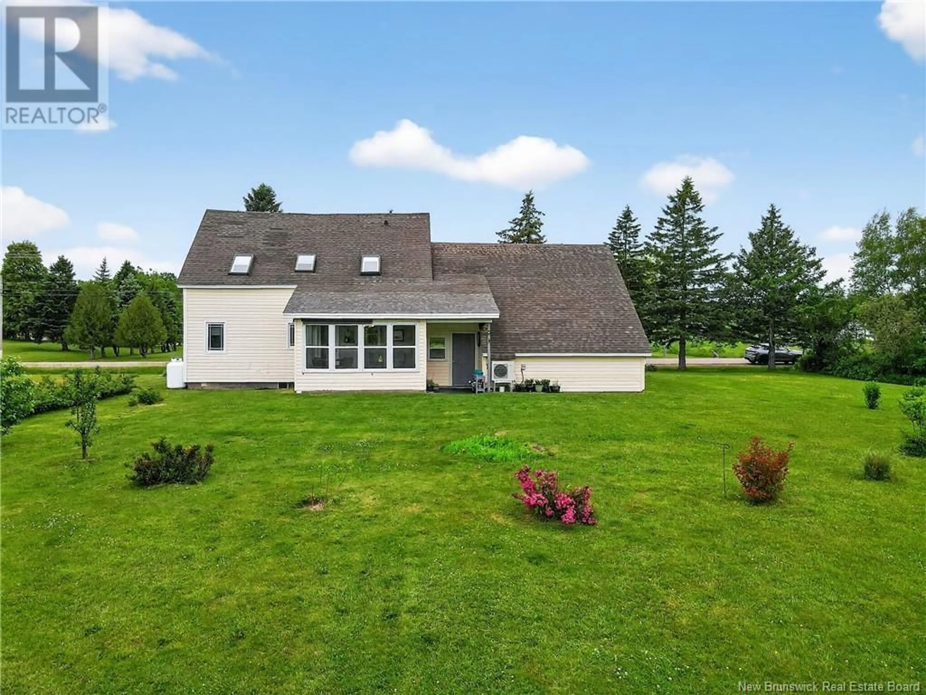 A pic from outside/outdoor area/front of a property/back of a property/a pic from drone, unknown for 5107 ROUTE 134, Cocagne New Brunswick E4R2Y6