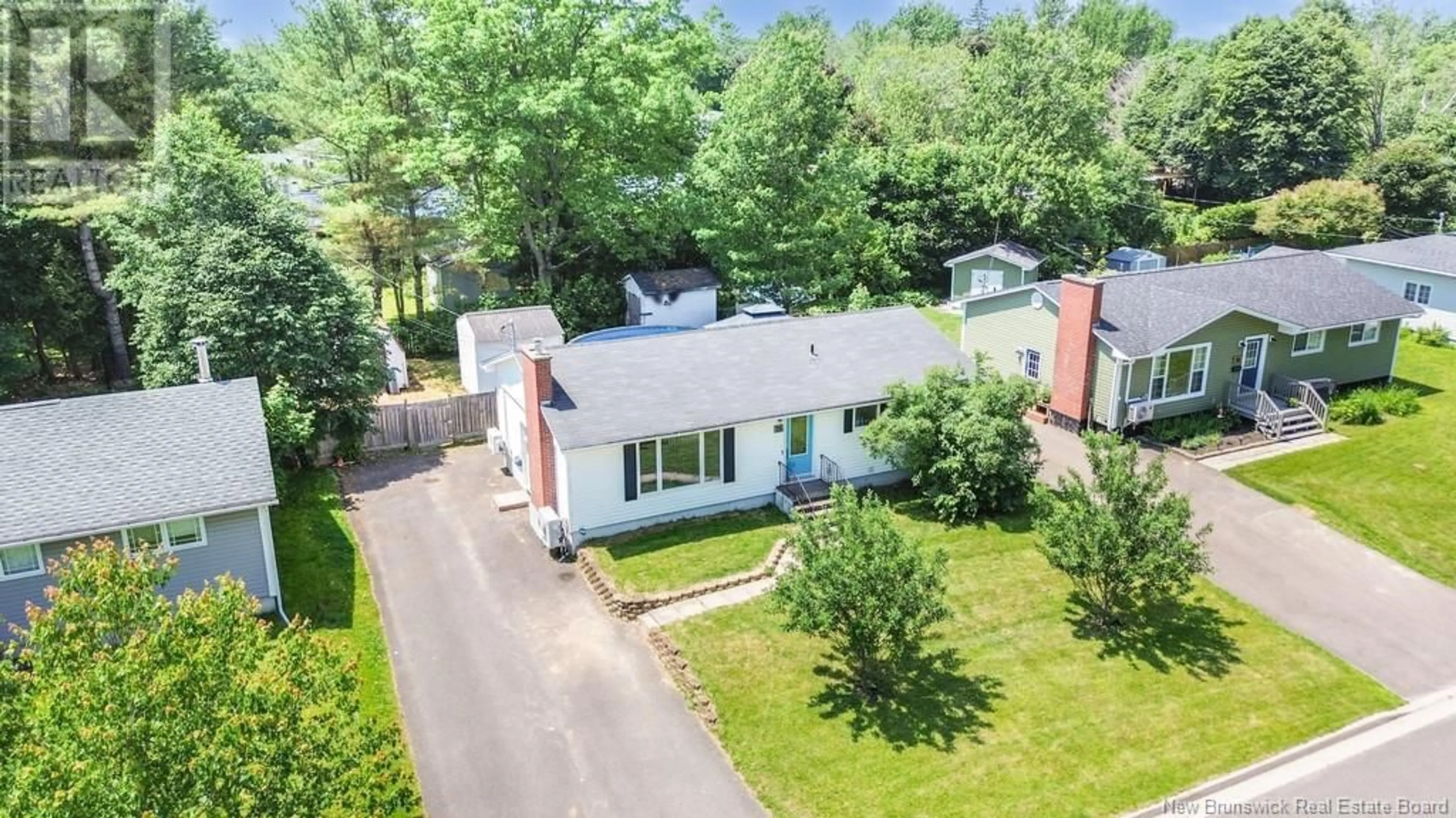 A pic from outside/outdoor area/front of a property/back of a property/a pic from drone, street for 26 MATTHEWS COURT, Fredericton New Brunswick E3A4Y7