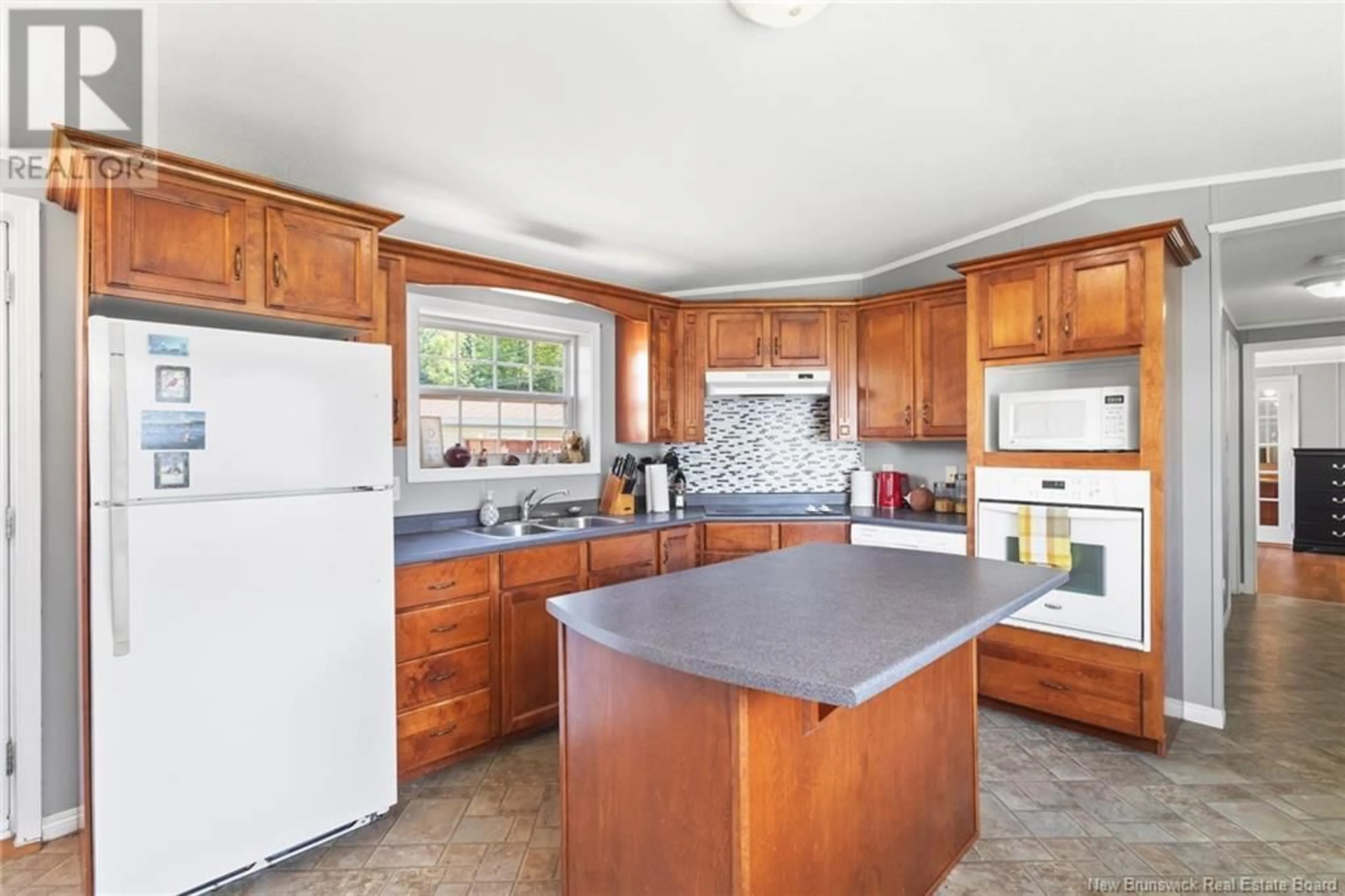 Standard kitchen, ceramic/tile floor for 140 JACOB STREET, Fredericton New Brunswick E3G0N1