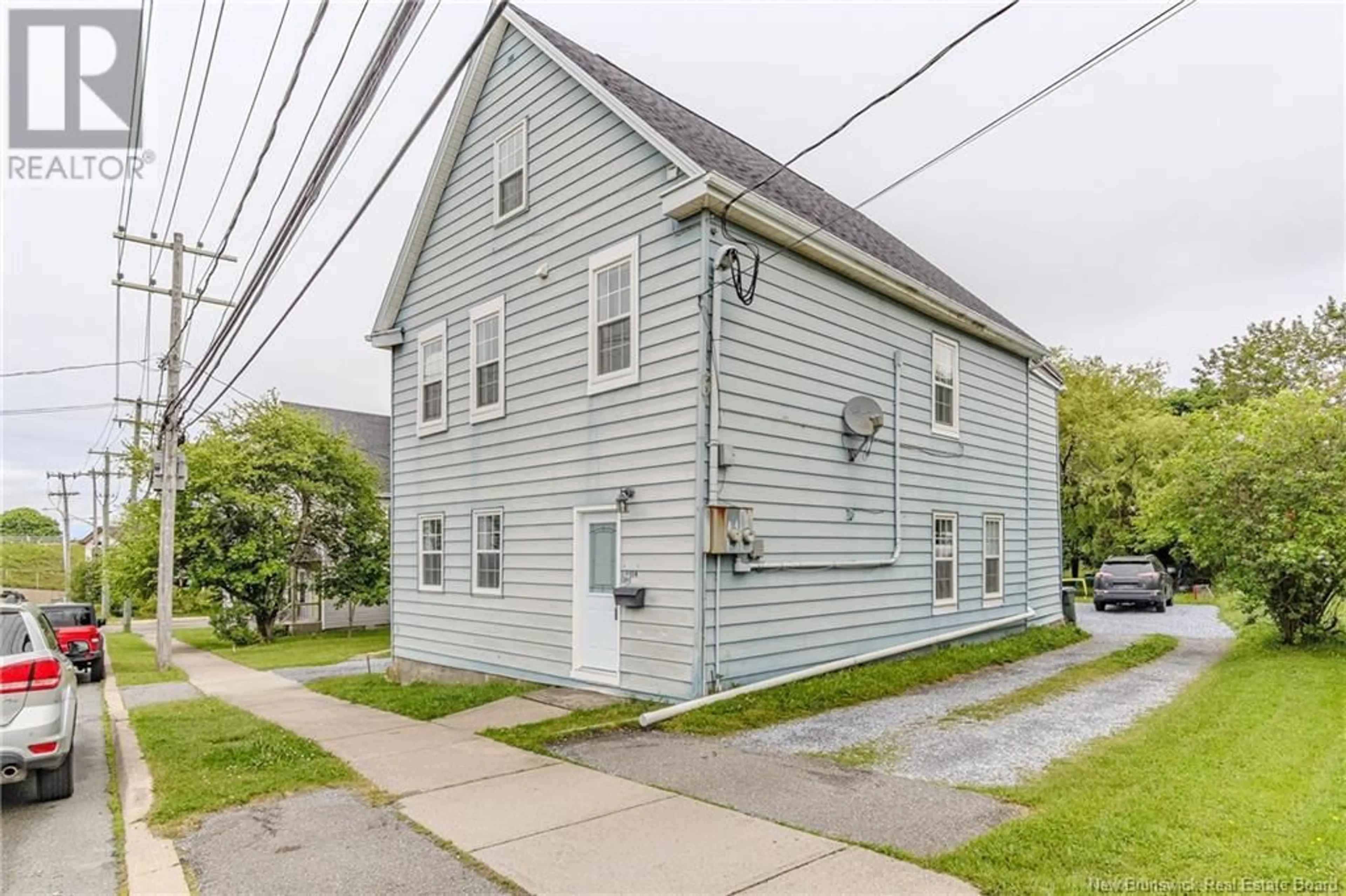 Home with vinyl exterior material, street for 114 CHURCH AVENUE, Saint John New Brunswick E2M4P8