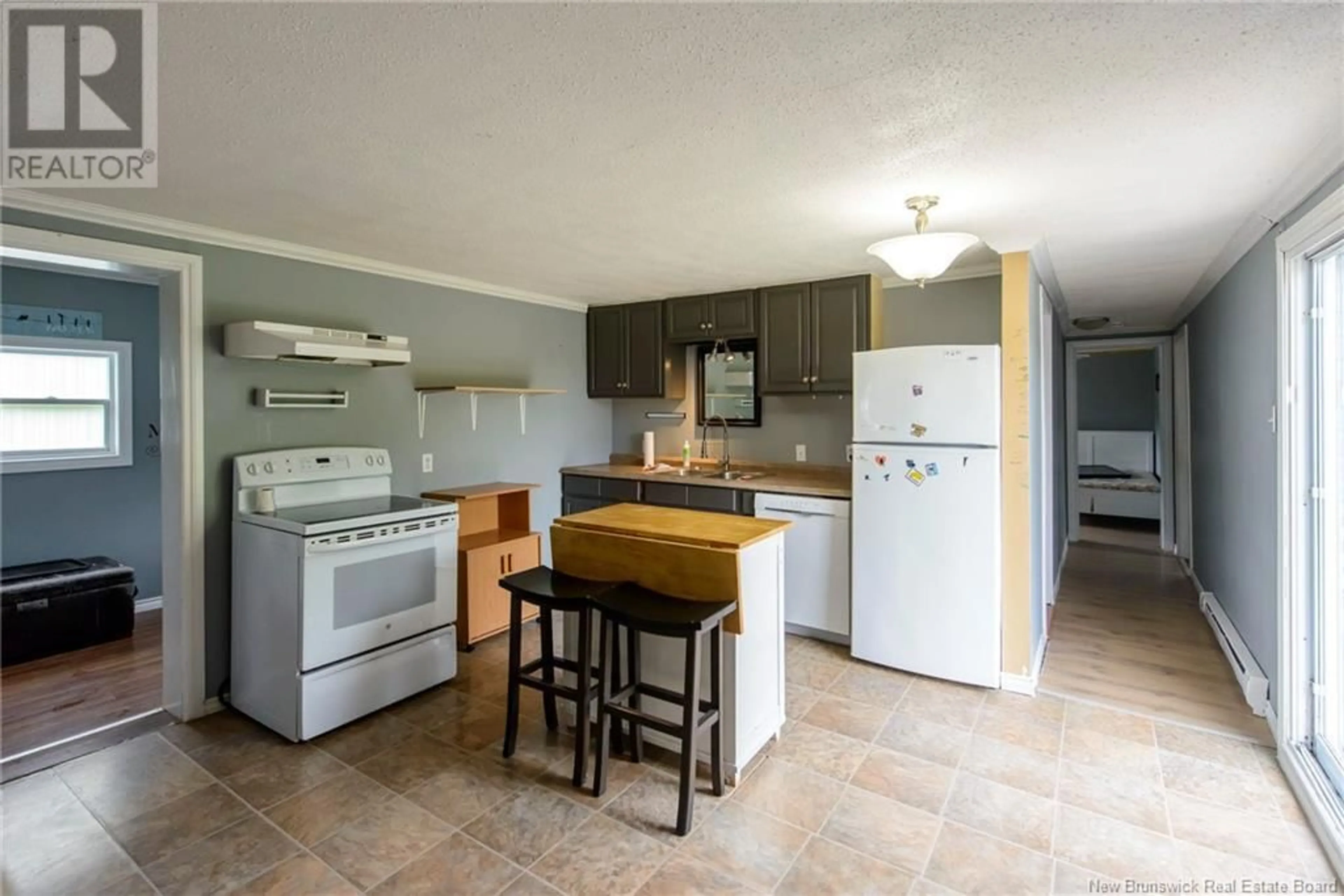 Standard kitchen, ceramic/tile floor for 14 NICOLLE ROAD, Saint John New Brunswick E2N1Y6