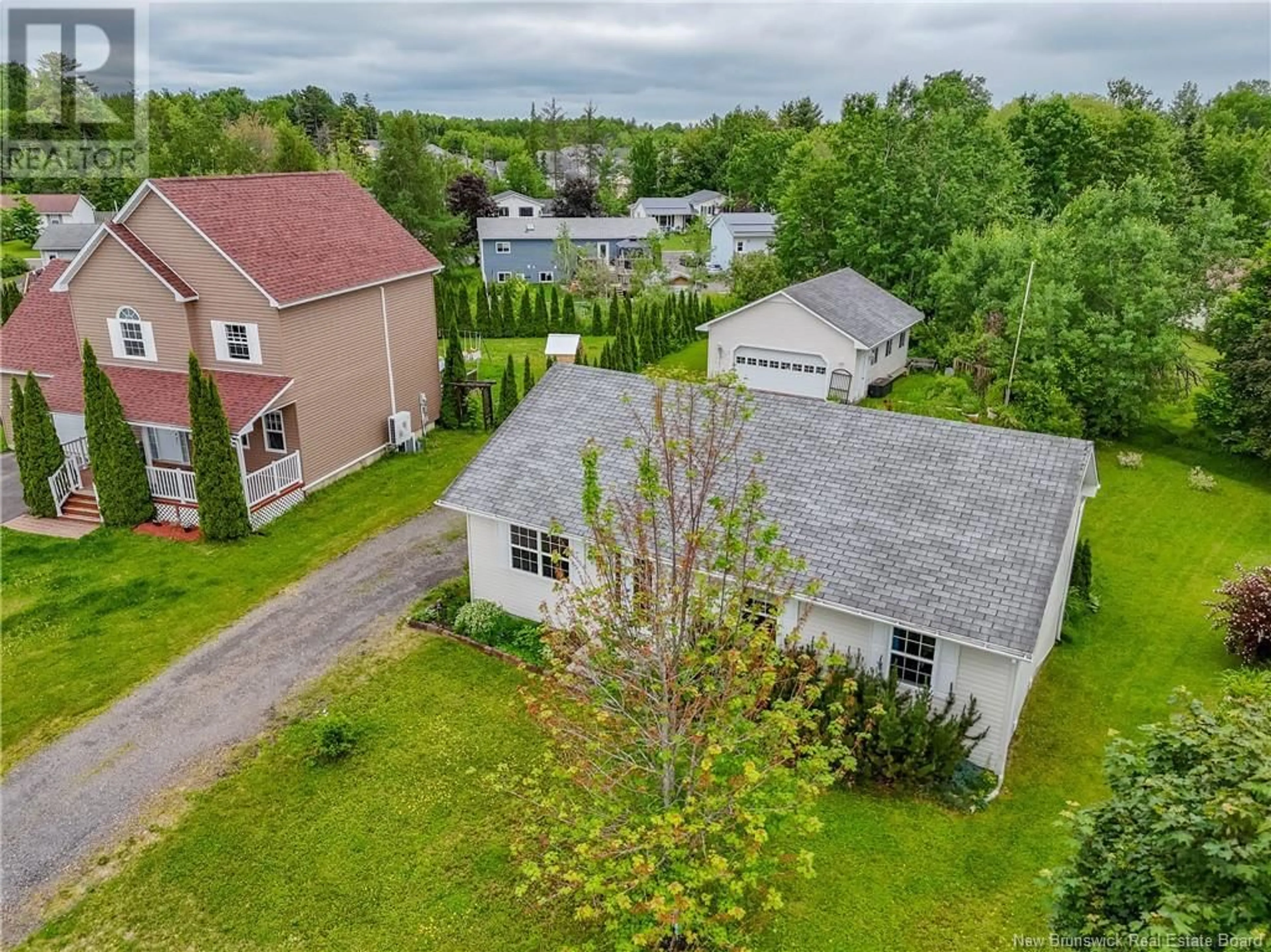 A pic from outside/outdoor area/front of a property/back of a property/a pic from drone, street for 12 WATLING CRESCENT, Oromocto New Brunswick E2V4M7
