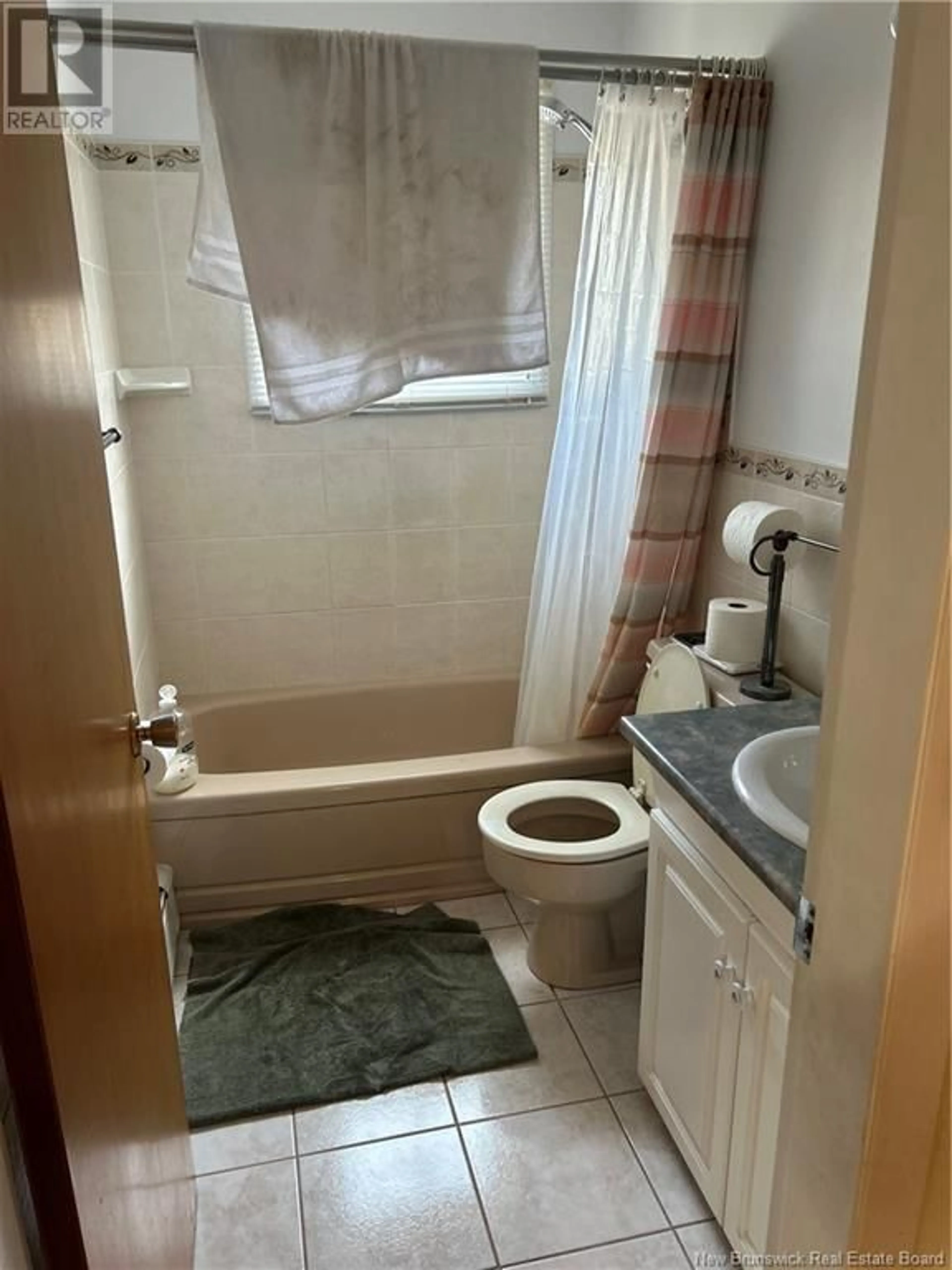 Standard bathroom, floor is not visible for 34 SMITH STREET, Moncton New Brunswick E1C8G2
