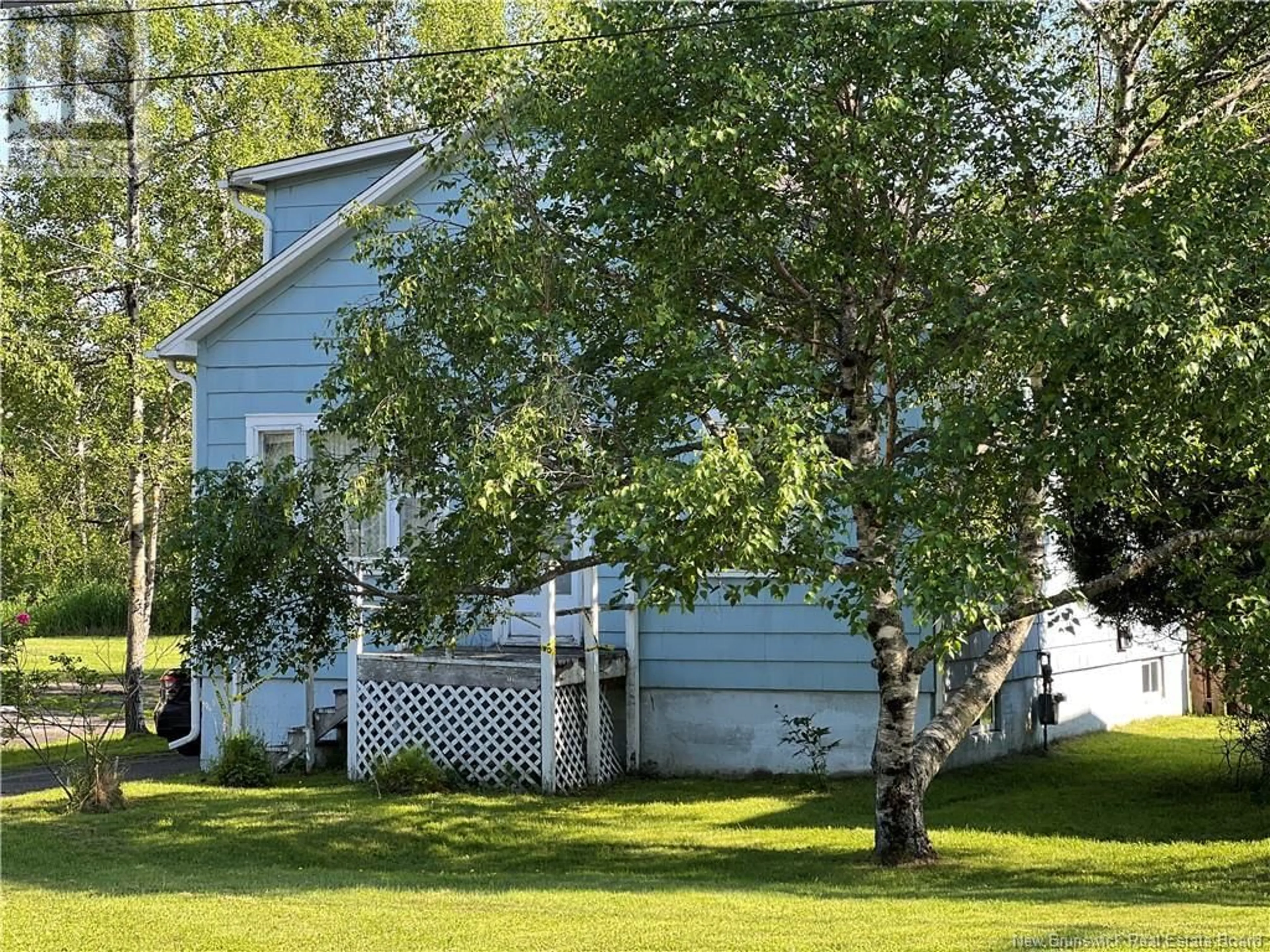 Home with vinyl exterior material, street for 16 BROADWAY AVENUE, Saint John New Brunswick E2H1Z7