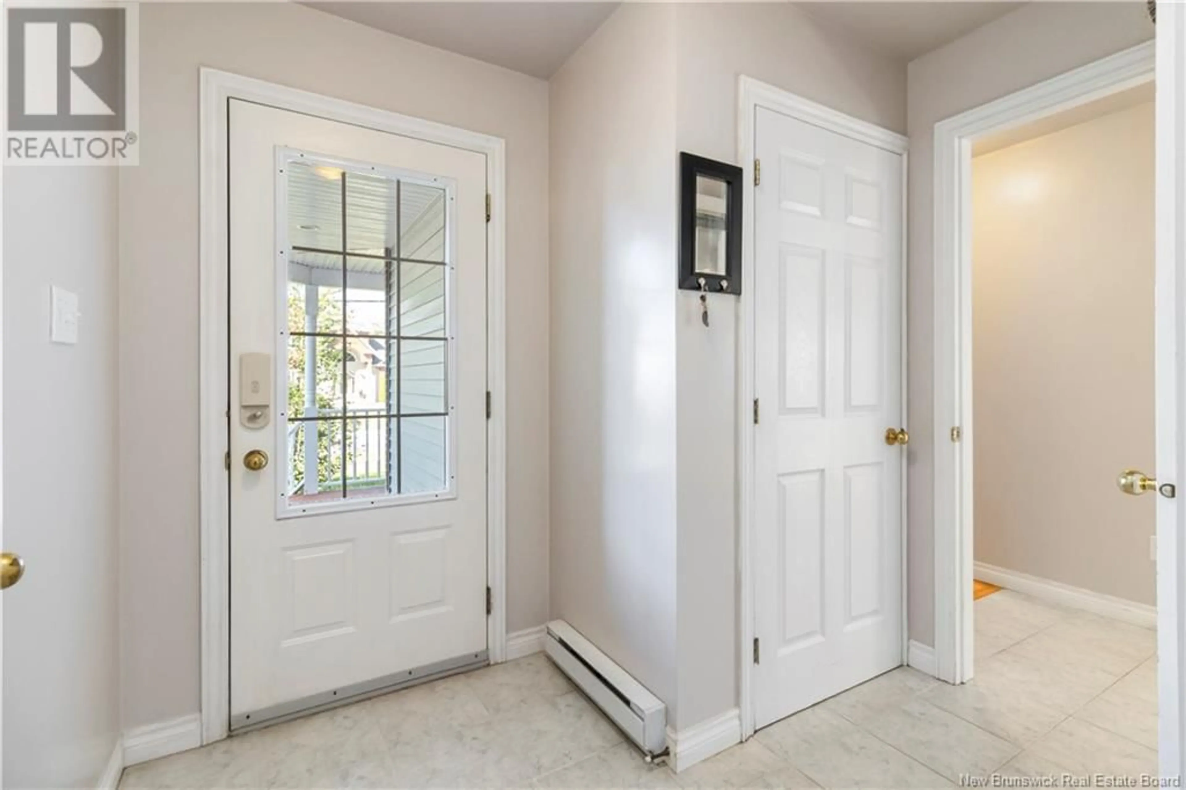 Indoor entryway for 122 MAILHOT AVENUE, Moncton New Brunswick E1G3S6