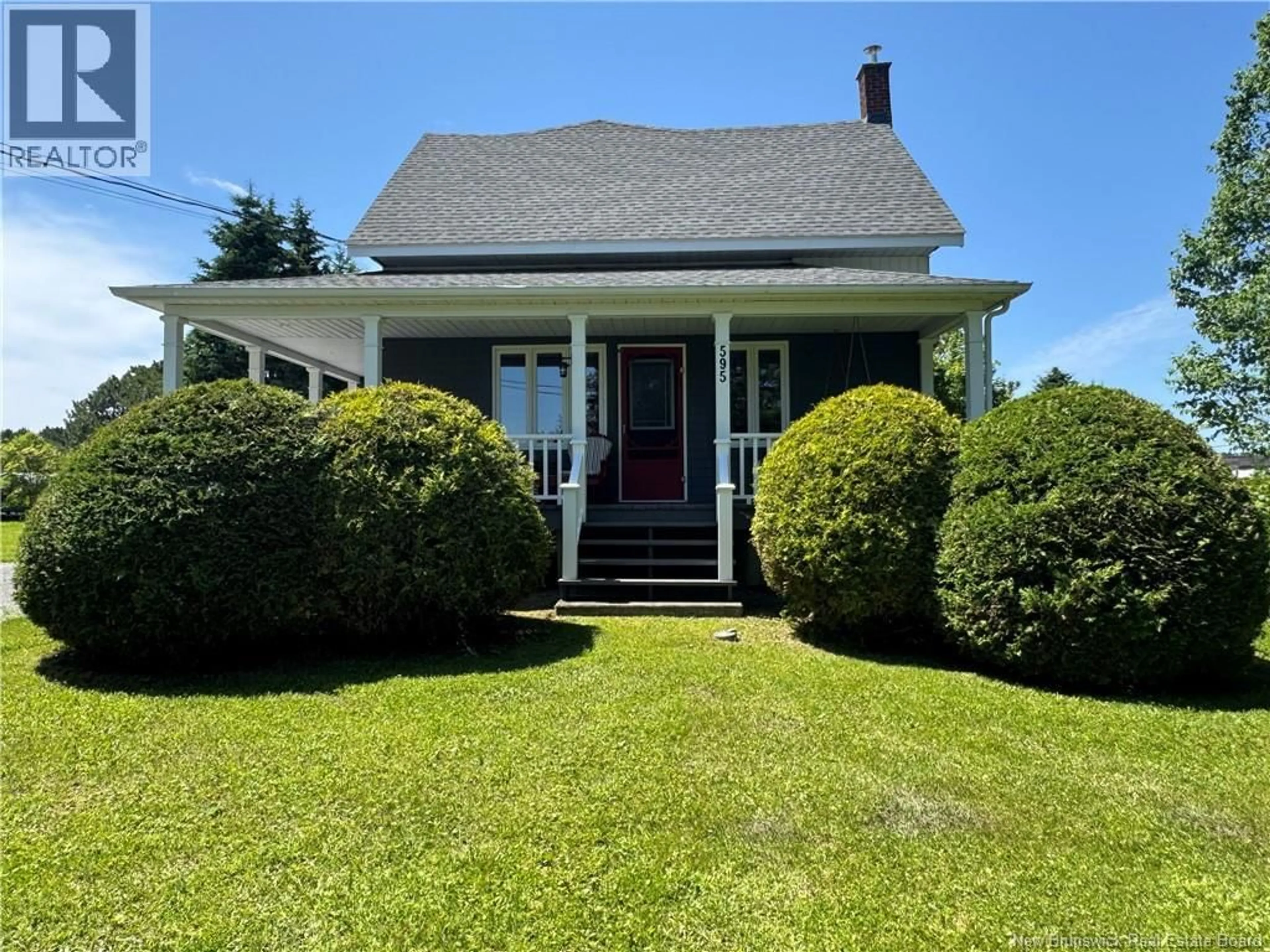 Home with vinyl exterior material, street for 595 260 ROUTE, Saint-Quentin New Brunswick E8A2L6