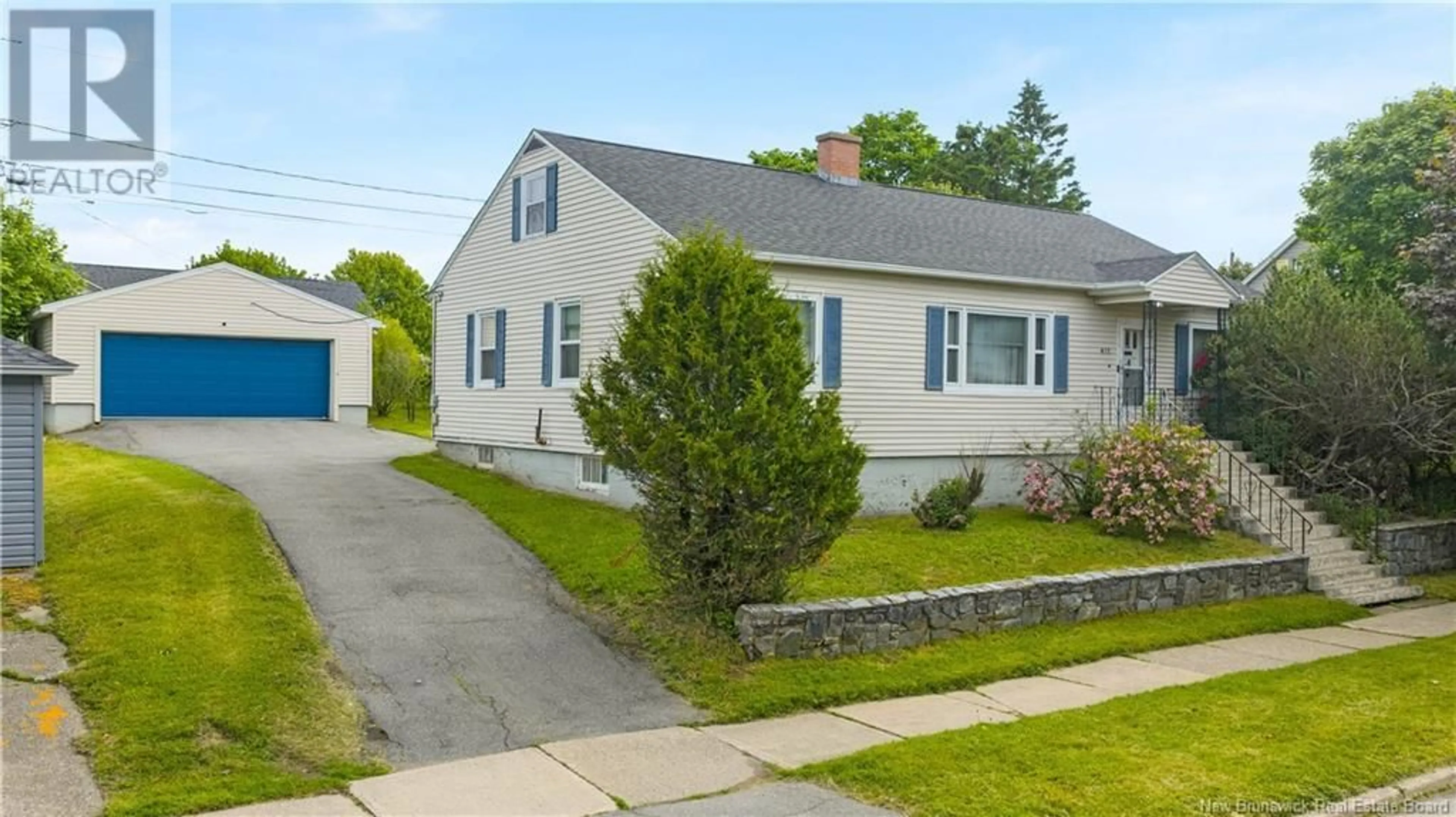 Home with vinyl exterior material, street for 417 FUNDY DRIVE, Saint John New Brunswick E2M2R8