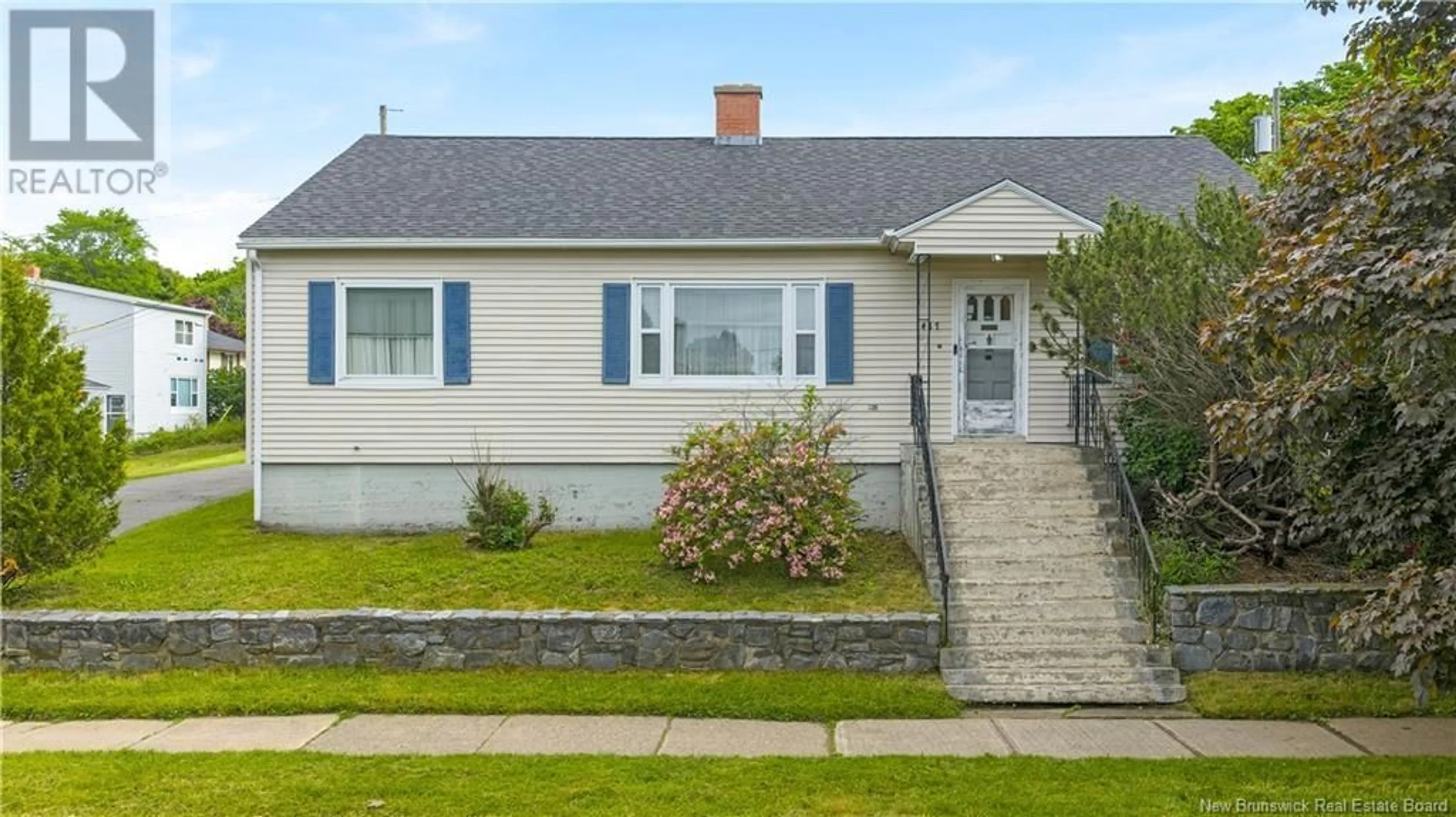 Home with vinyl exterior material, street for 417 FUNDY DRIVE, Saint John New Brunswick E2M2R8