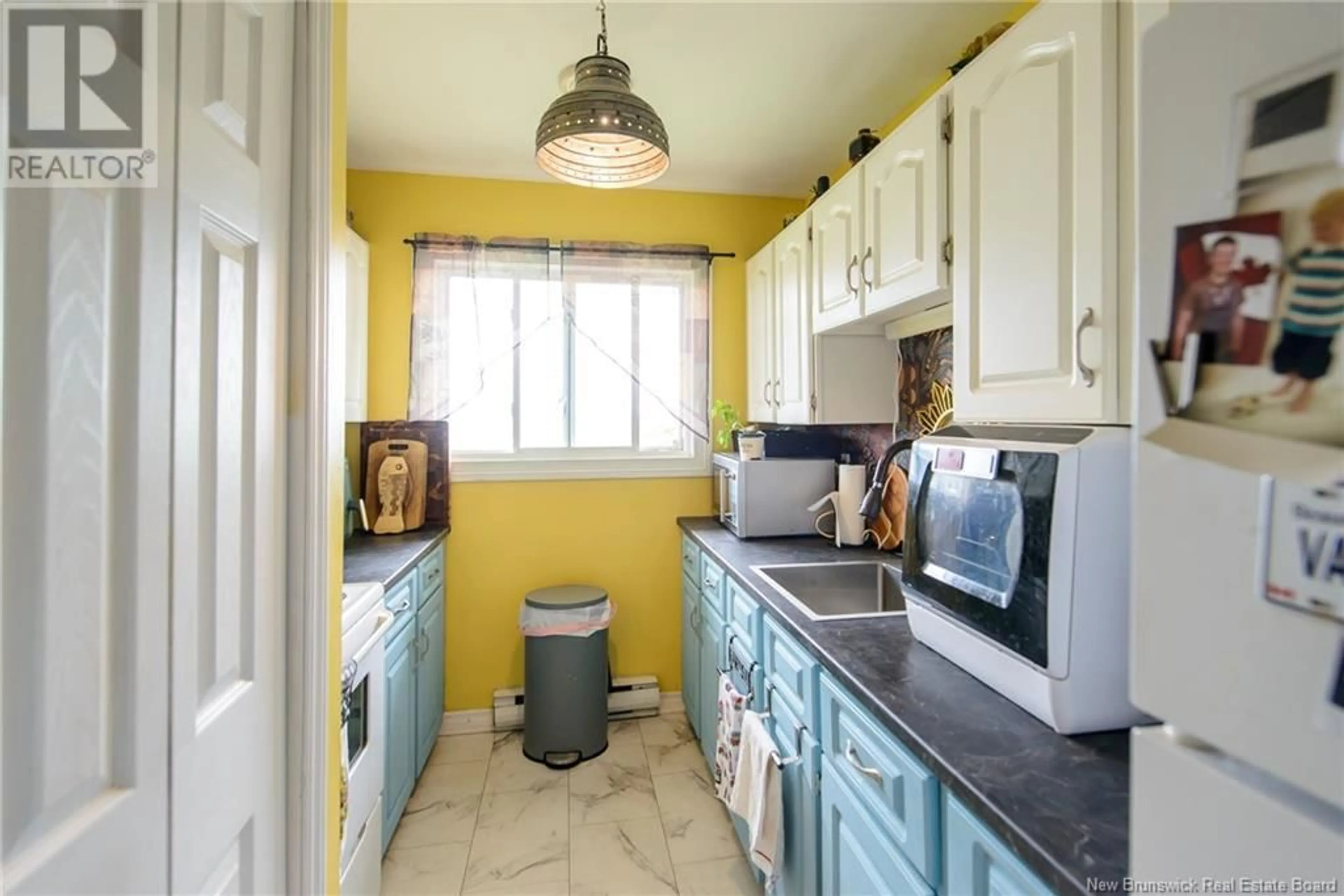 Standard kitchen, ceramic/tile floor for 6 - 45 COLDBROOK CRESCENT, Saint John New Brunswick E2J3Z3
