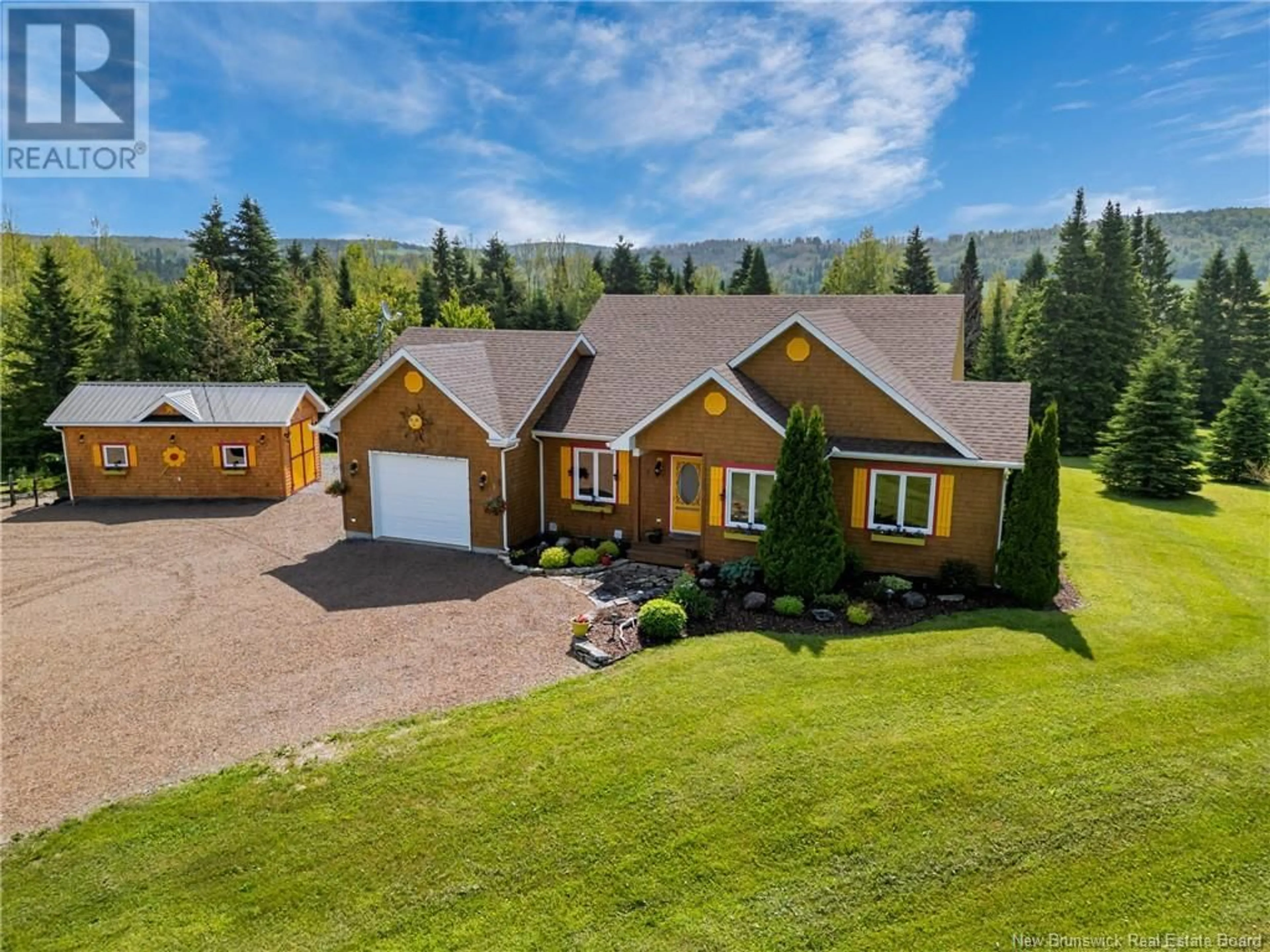 A pic from outside/outdoor area/front of a property/back of a property/a pic from drone, mountain view for 1017 BOSSE, Saint-Joseph-De-Madawaska New Brunswick E7B2K1