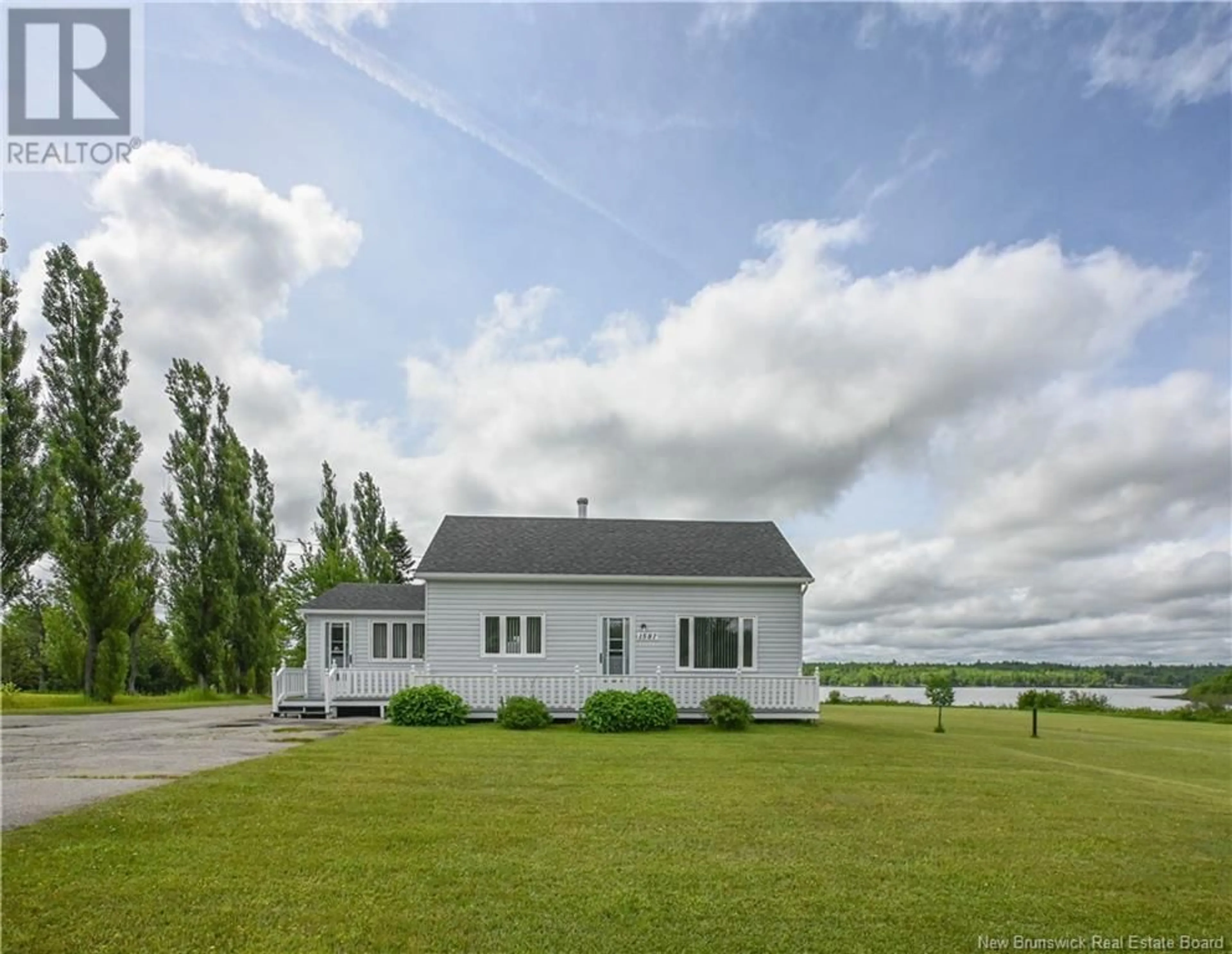 A pic from outside/outdoor area/front of a property/back of a property/a pic from drone, water/lake/river/ocean view for 1587 350 ROUTE, Maltempec New Brunswick E8N1N1