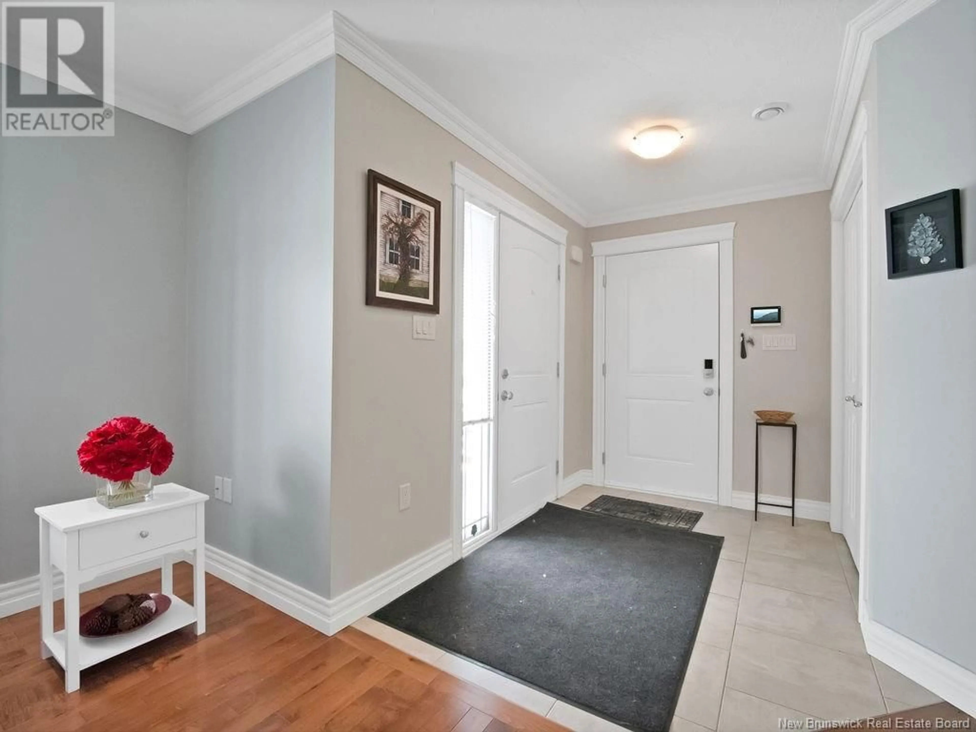 Indoor entryway for 53 GAMBIA STREET, Moncton New Brunswick E1G5S7