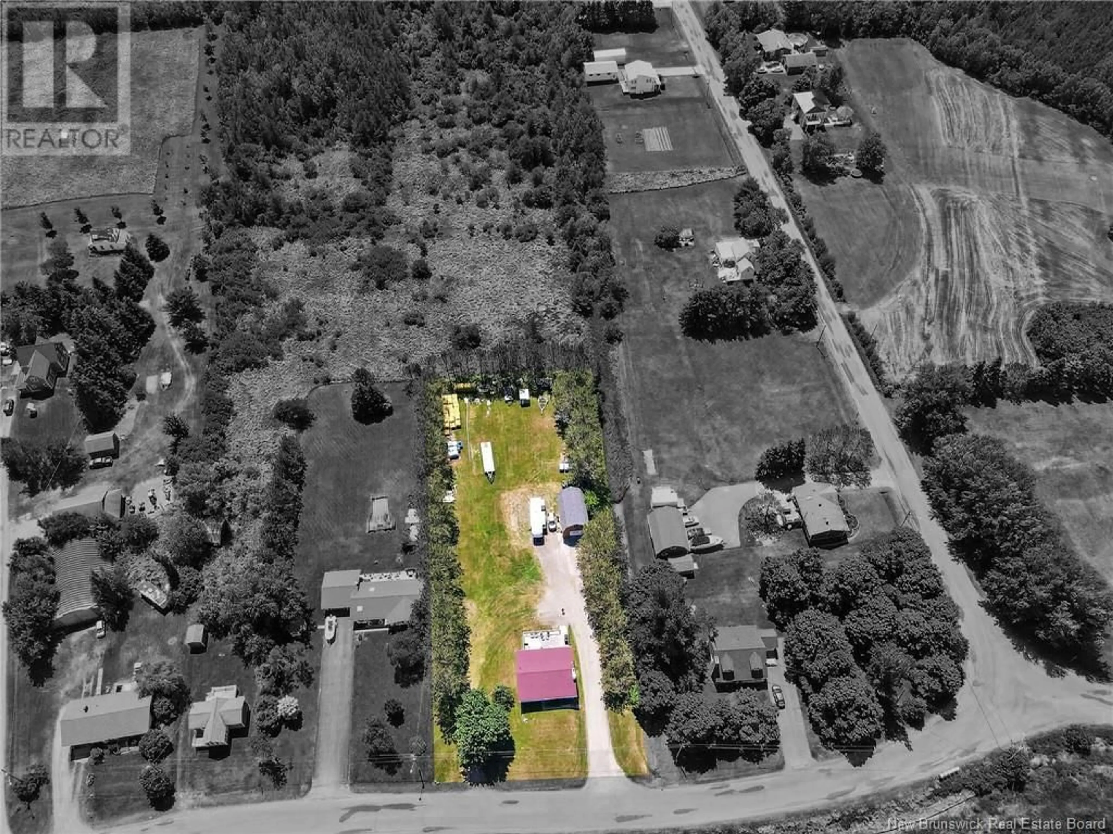 A pic from outside/outdoor area/front of a property/back of a property/a pic from drone, street for 142 POINTE DE L'EGLISE STREET, Aldouane New Brunswick E4W5H2
