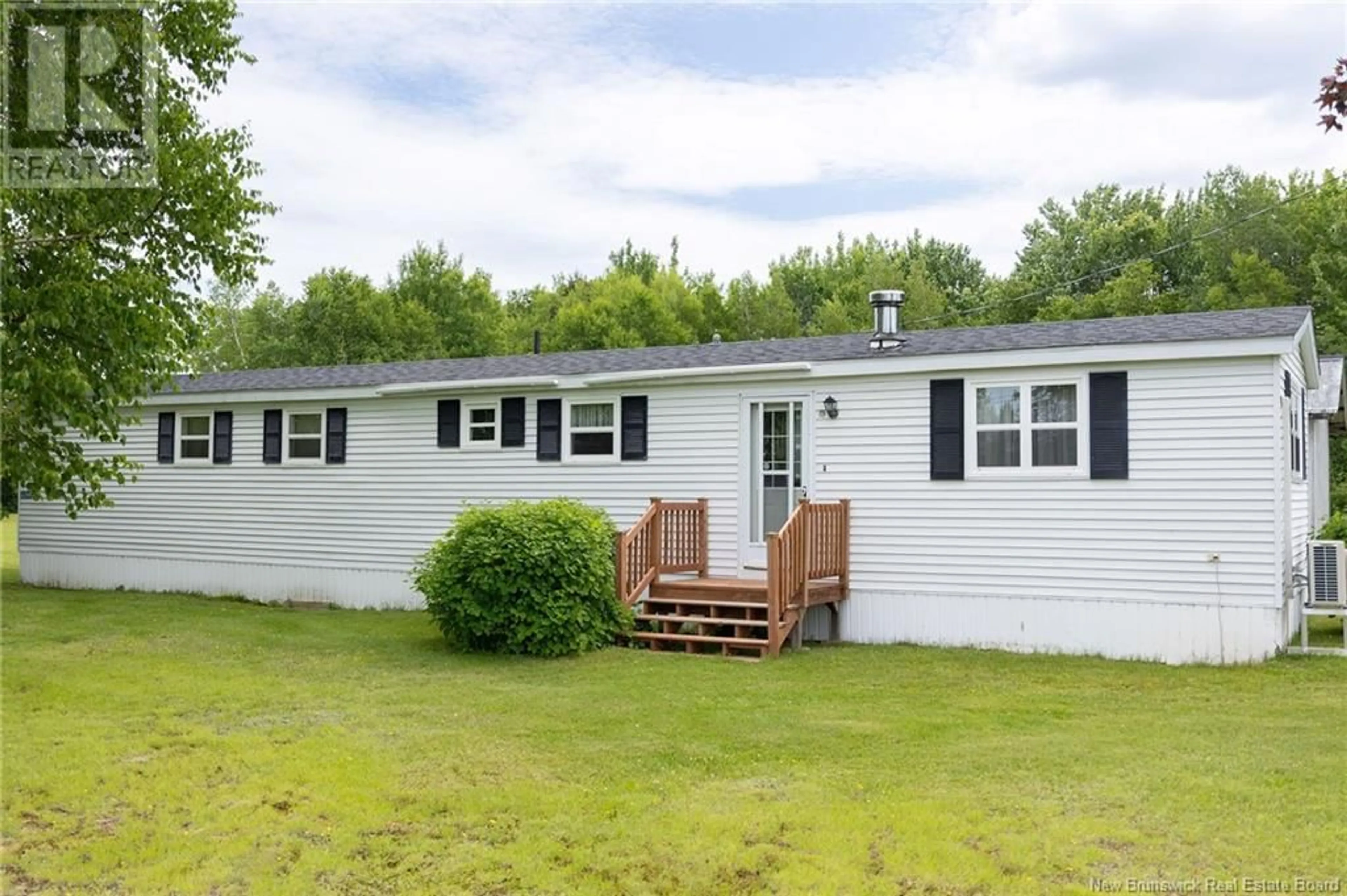 Home with vinyl exterior material, unknown for 2349 ROUTE 420, Sillikers New Brunswick E9E1T3
