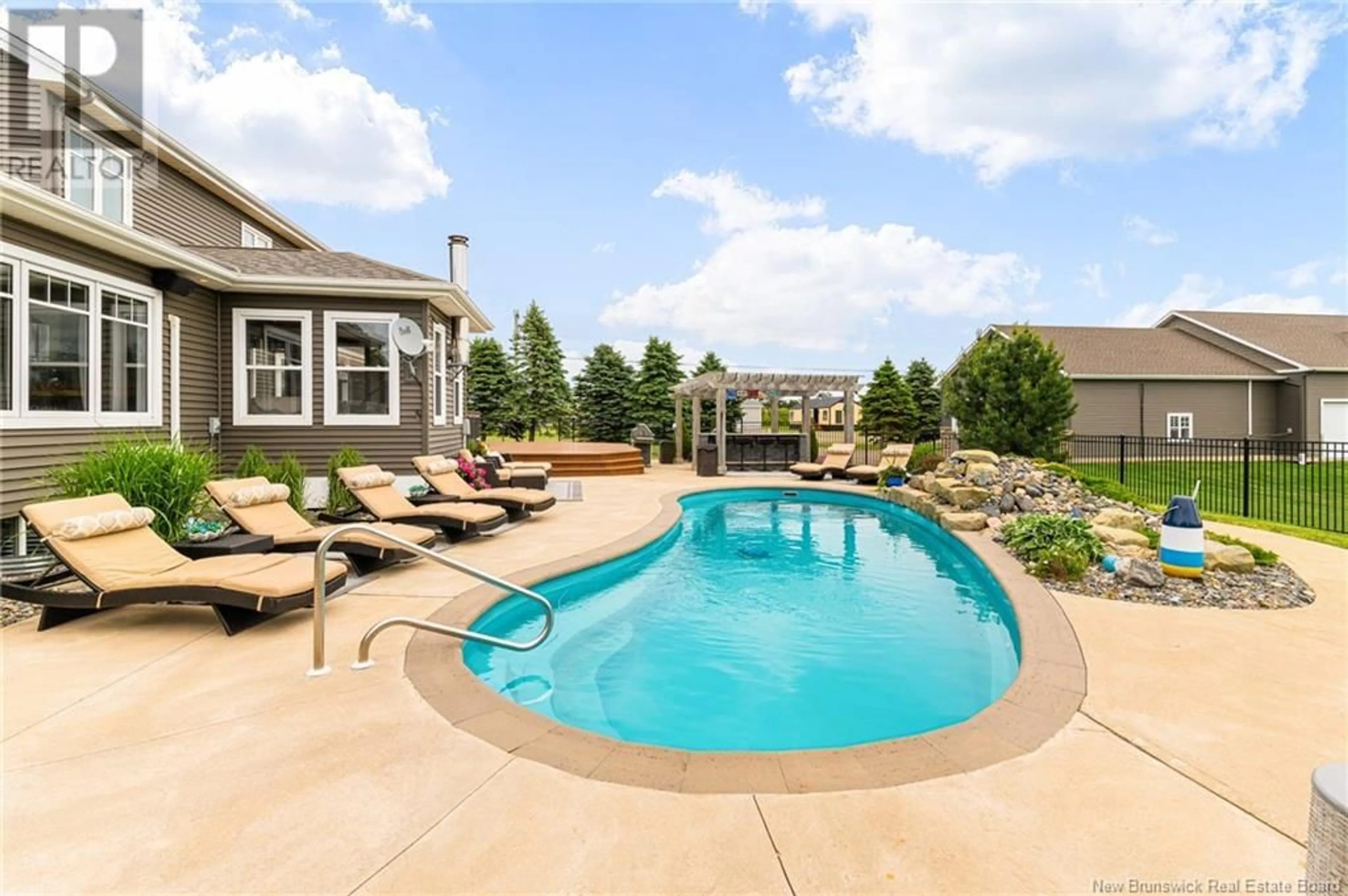 Pool for 16 ALLEE DES CRABIERS, Cap-Pelé New Brunswick E4N1R6