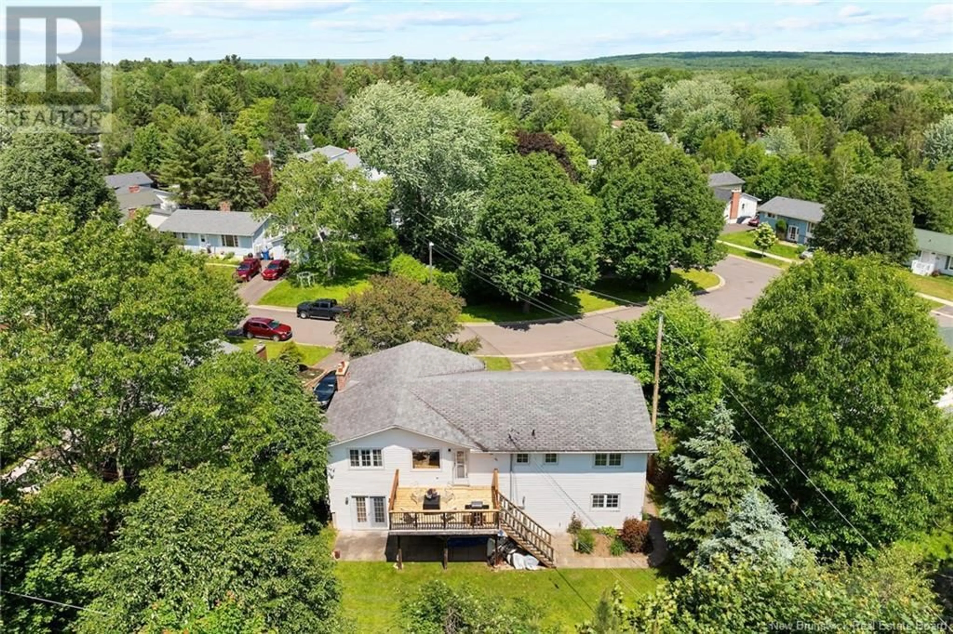 A pic from outside/outdoor area/front of a property/back of a property/a pic from drone, unknown for 14 MATTHEWS COURT, Fredericton New Brunswick E3A4Y7