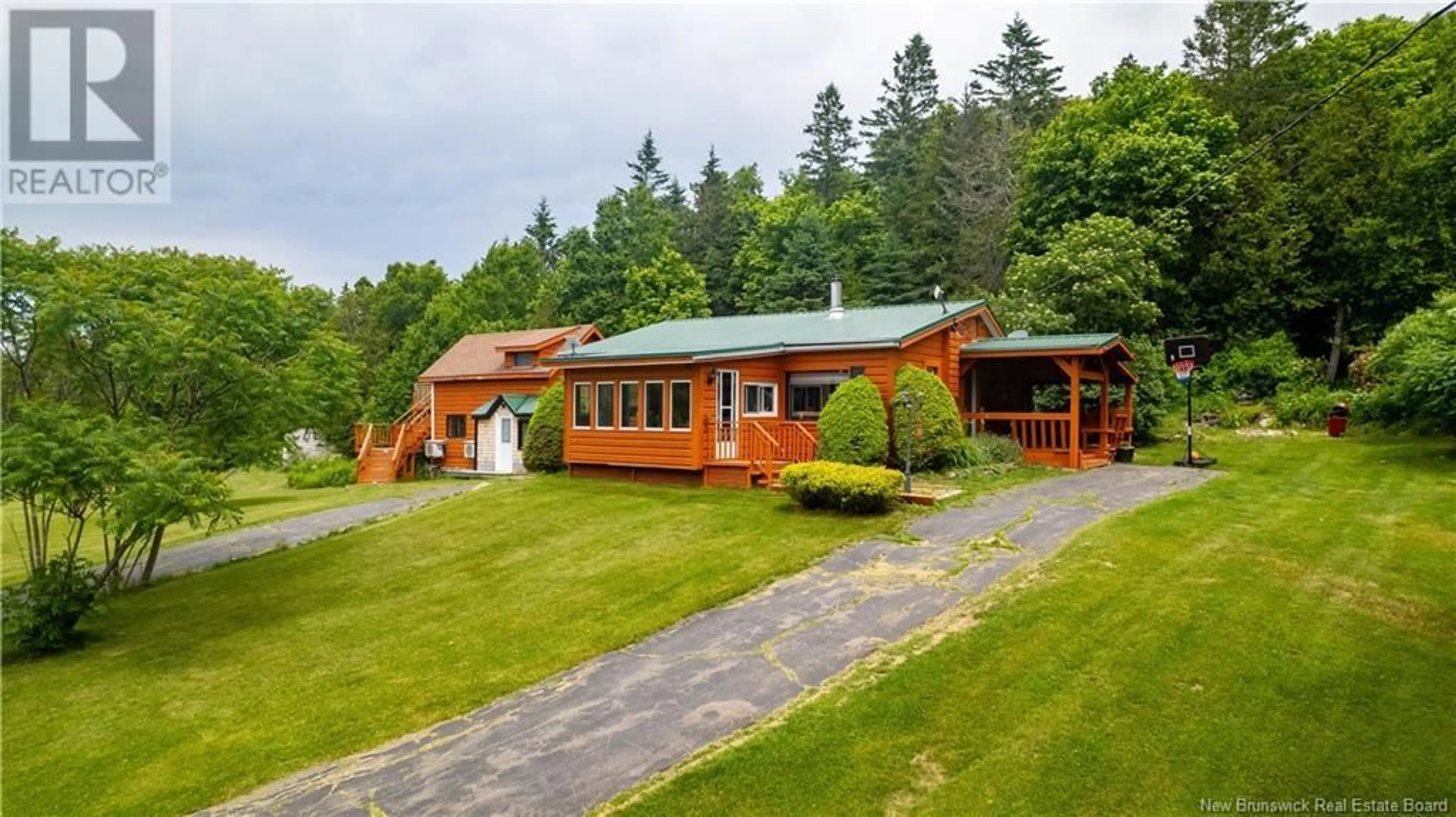 A pic from outside/outdoor area/front of a property/back of a property/a pic from drone, unknown for 3297 ROUTE 127, Bayside New Brunswick E5B2S6