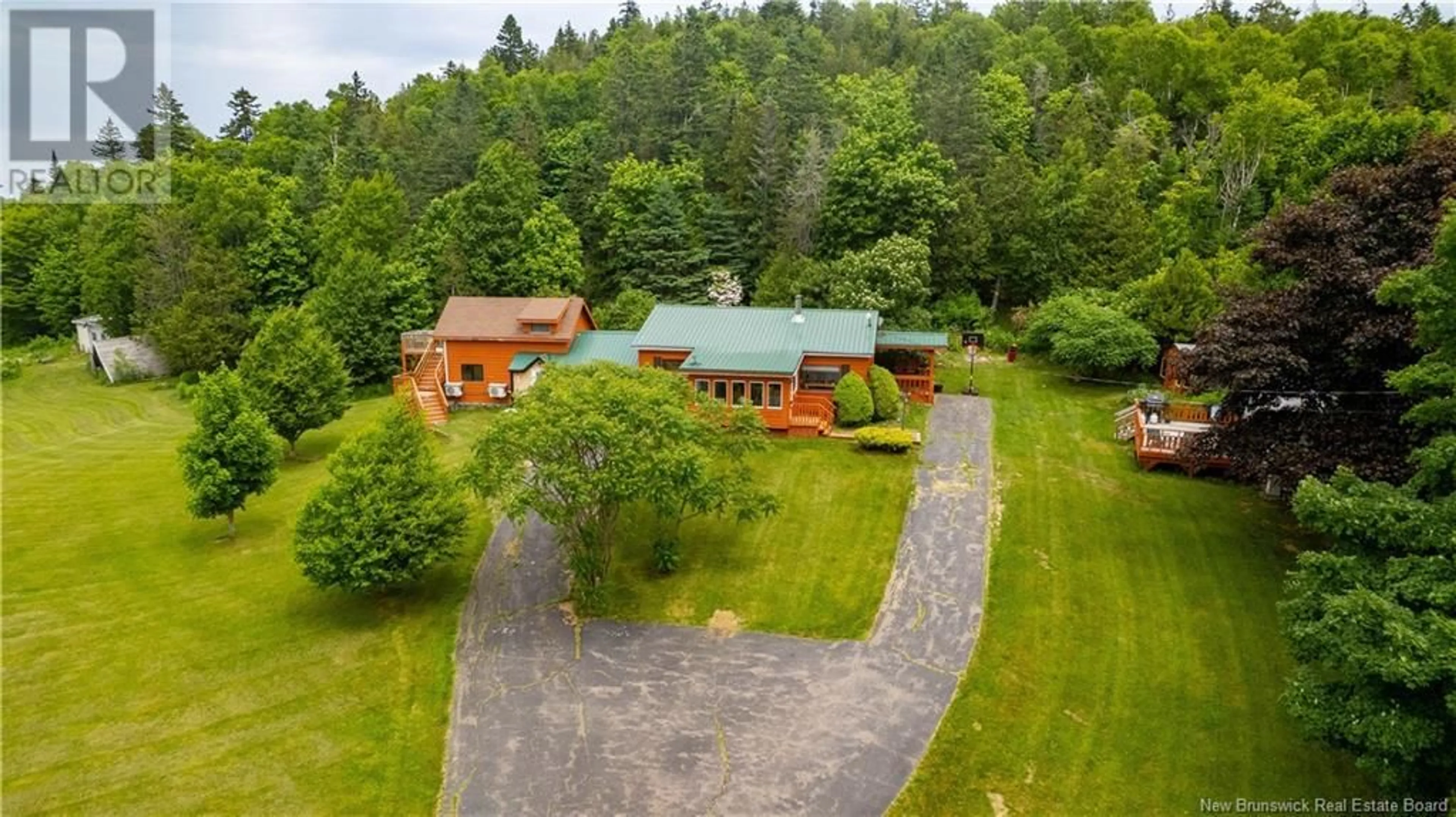 A pic from outside/outdoor area/front of a property/back of a property/a pic from drone, unknown for 3297 ROUTE 127, Bayside New Brunswick E5B2S6