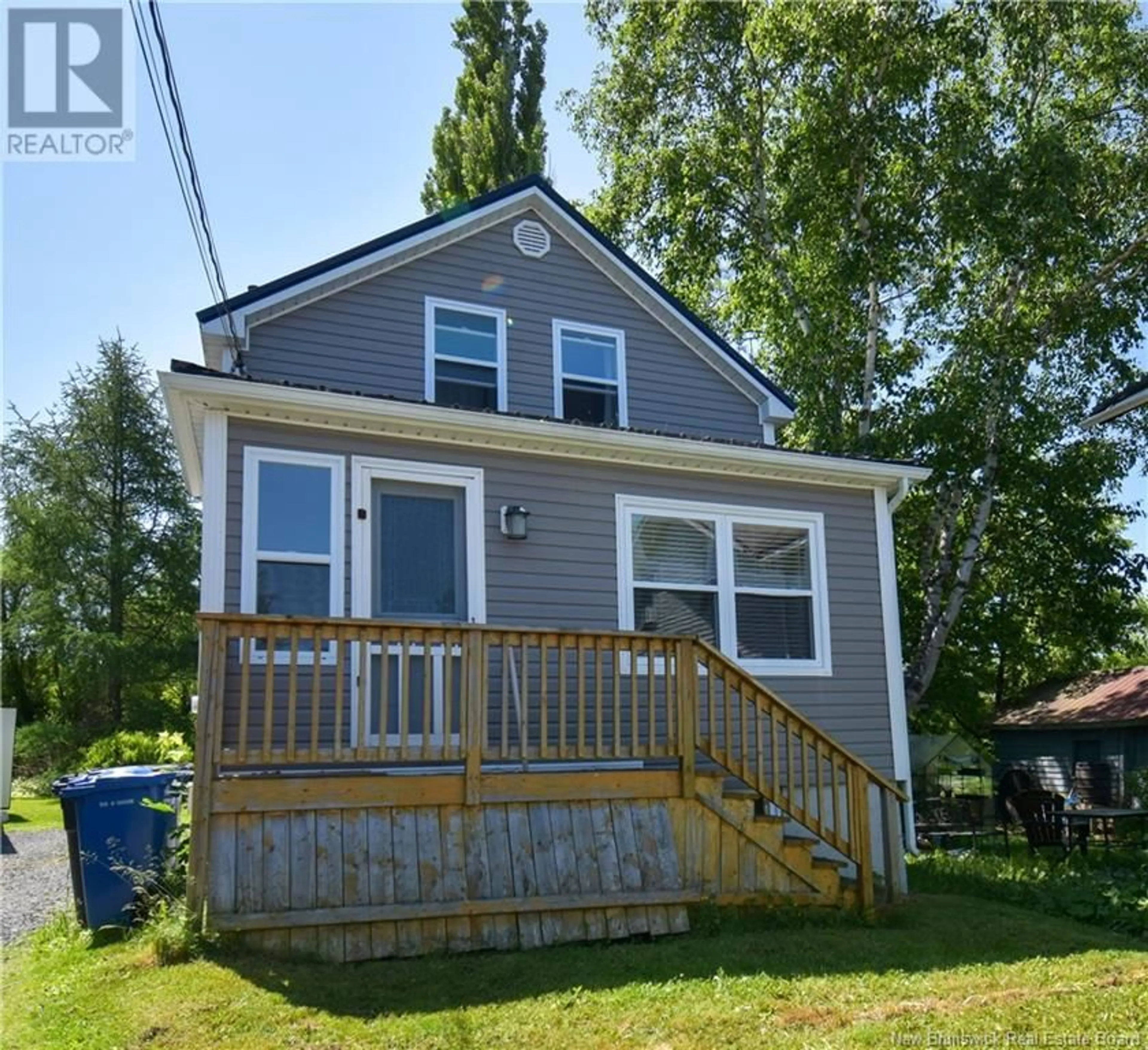 Home with vinyl exterior material, unknown for 226 DUMARESQ, Bathurst New Brunswick E2A1H8