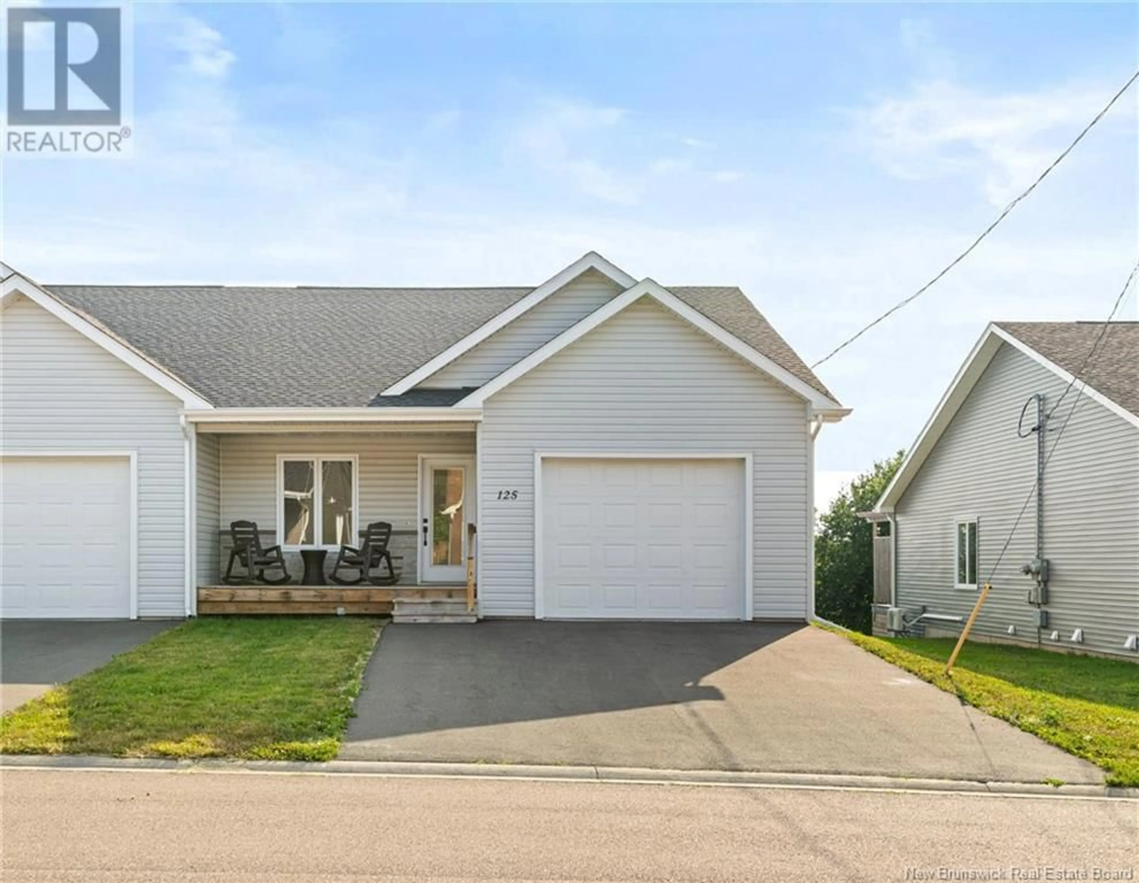 Home with vinyl exterior material, street for 125 MCQUEEN STREET, Shediac New Brunswick E4P2H6
