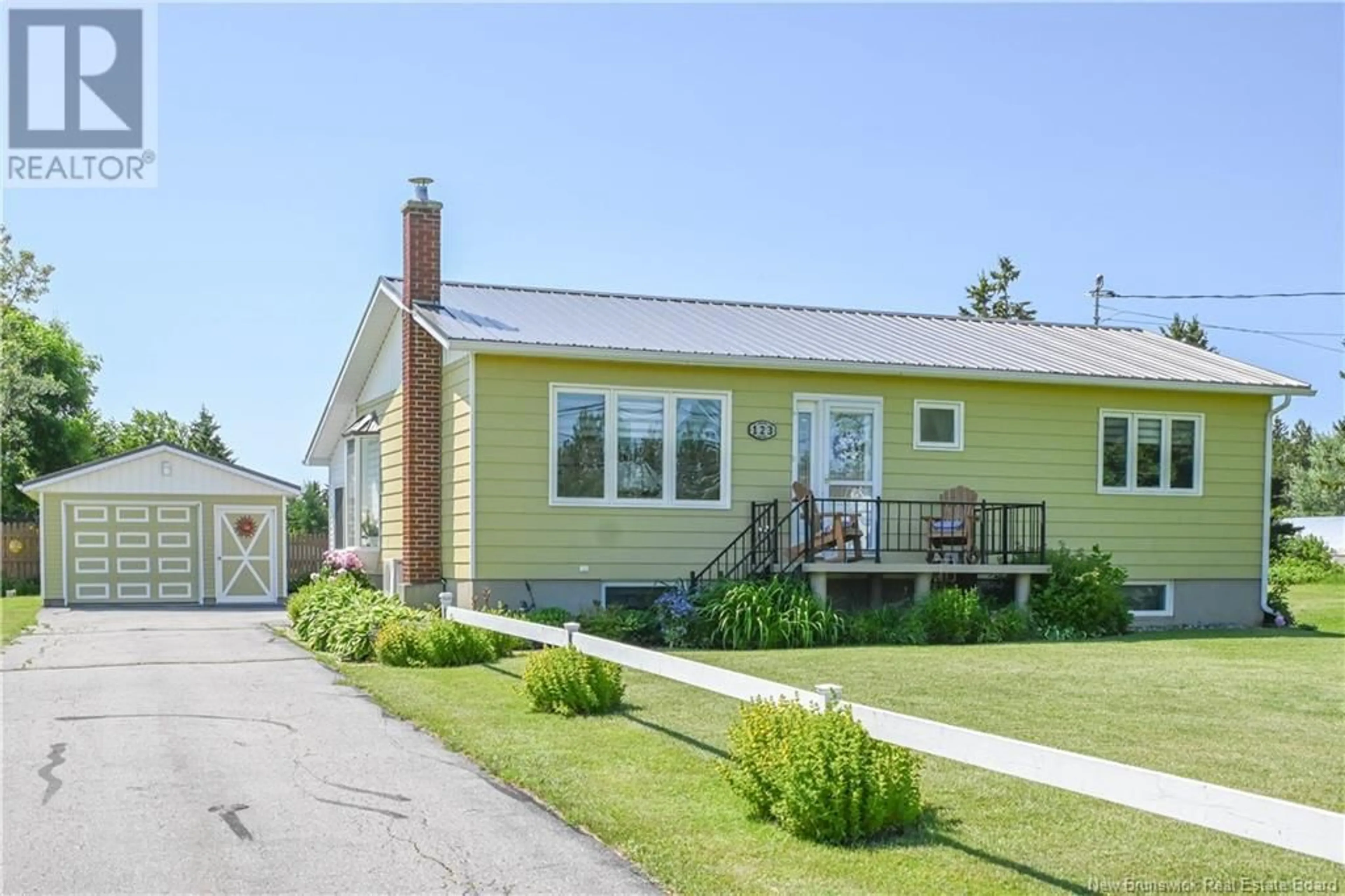 Home with vinyl exterior material, street for 123 RUE ACADIE STREET, Grande-Anse New Brunswick E8N1A3
