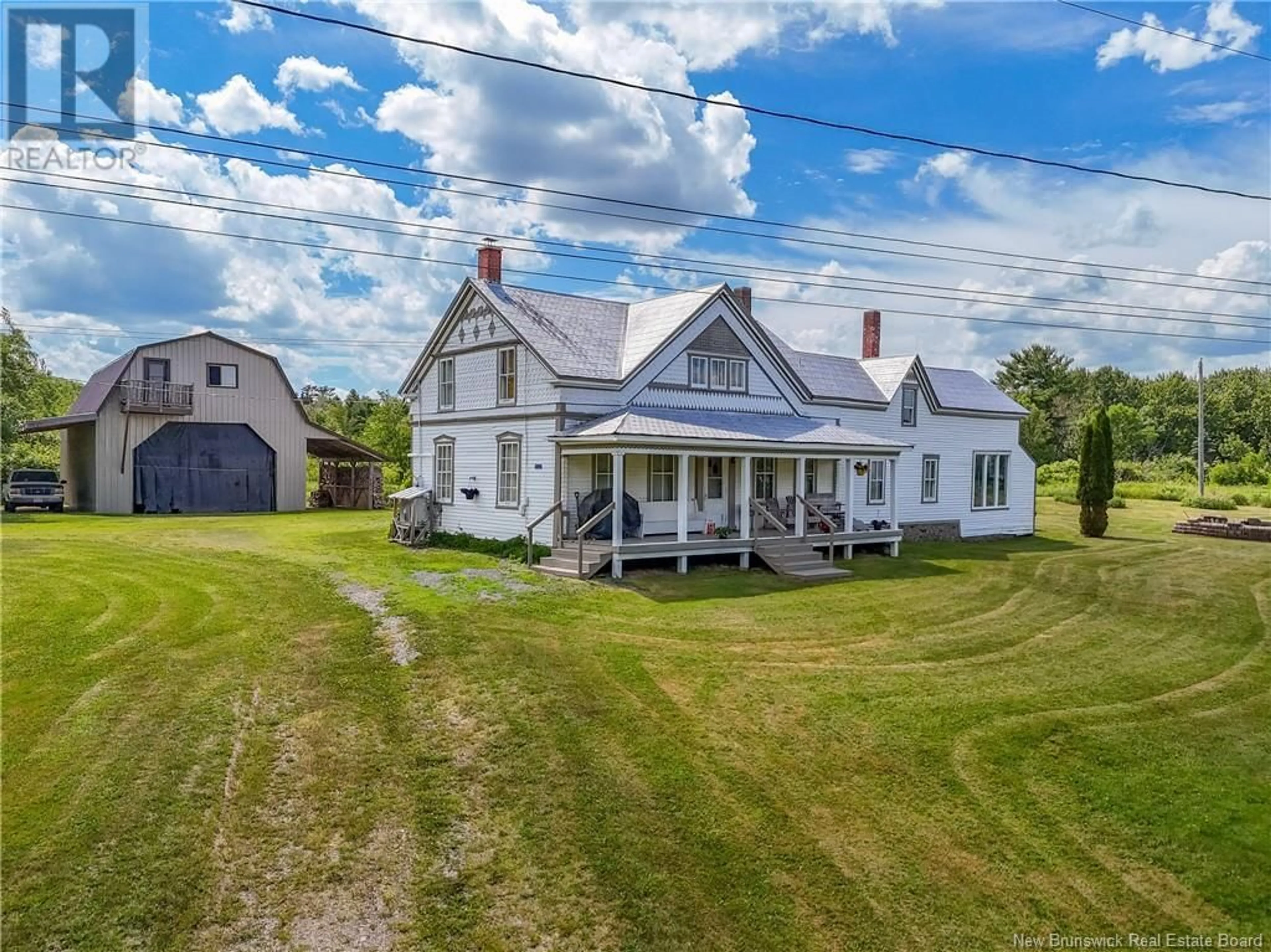 A pic from outside/outdoor area/front of a property/back of a property/a pic from drone, building for 111 UPPER GAGETOWN FERRY ROAD, Gagetown New Brunswick E5M1S1