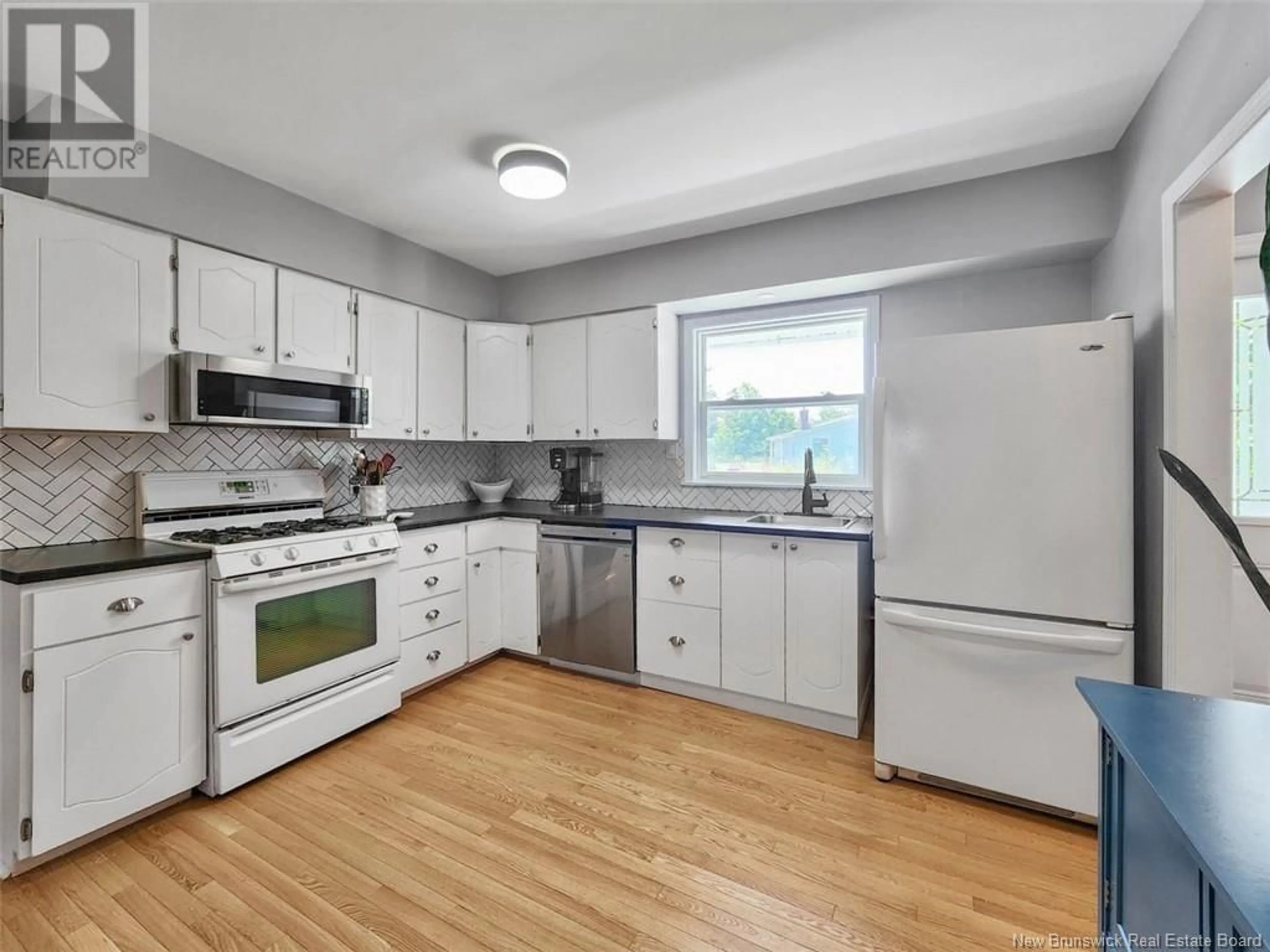 Standard kitchen, unknown for 8 HIGHFIELD AVENUE, Saint John New Brunswick E2M6V5
