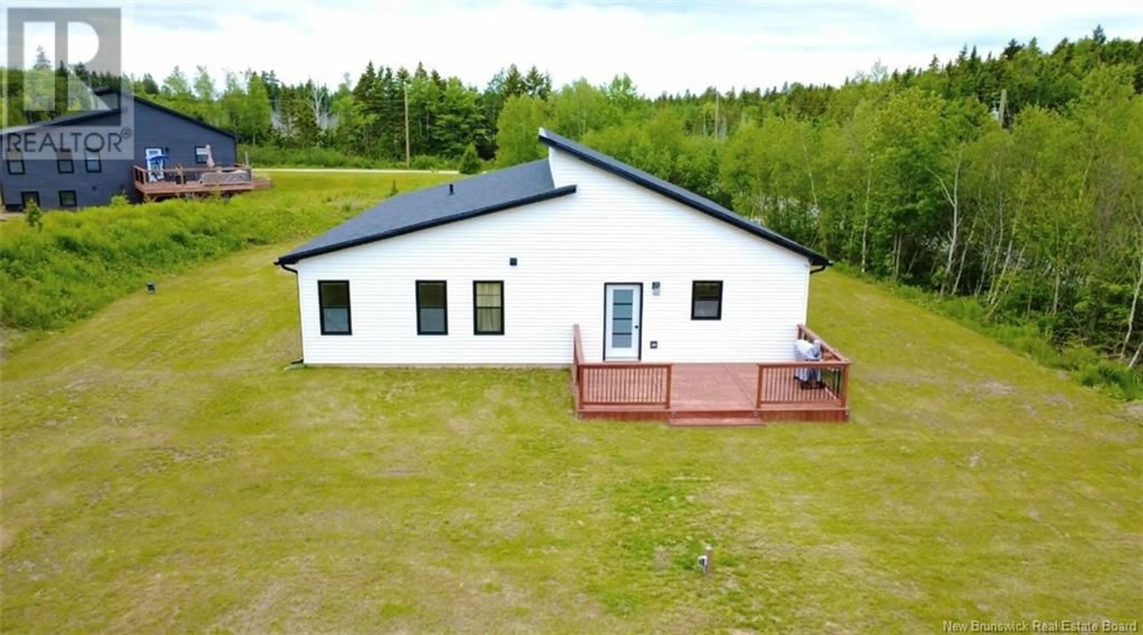 A pic from outside/outdoor area/front of a property/back of a property/a pic from drone, building for 8 HOBBLE LANE, Quispamsis New Brunswick E2S1B8