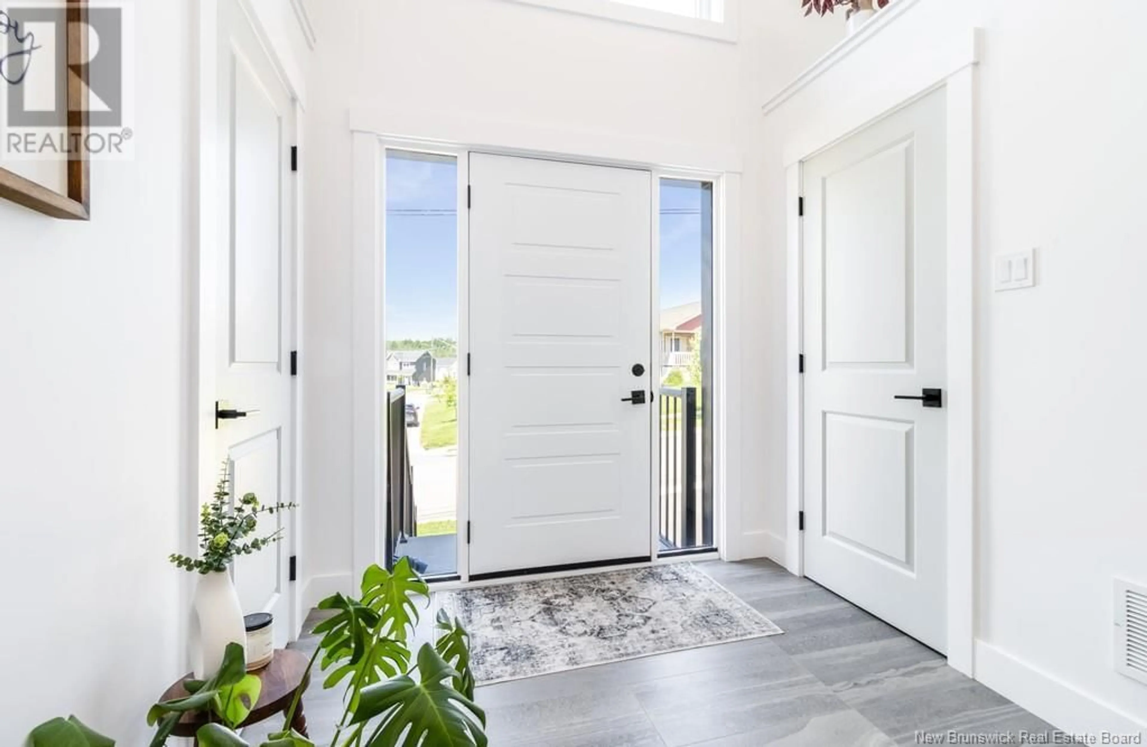 Indoor entryway for 138 MITCHELL WAYNE, Fredericton New Brunswick E3G5M6