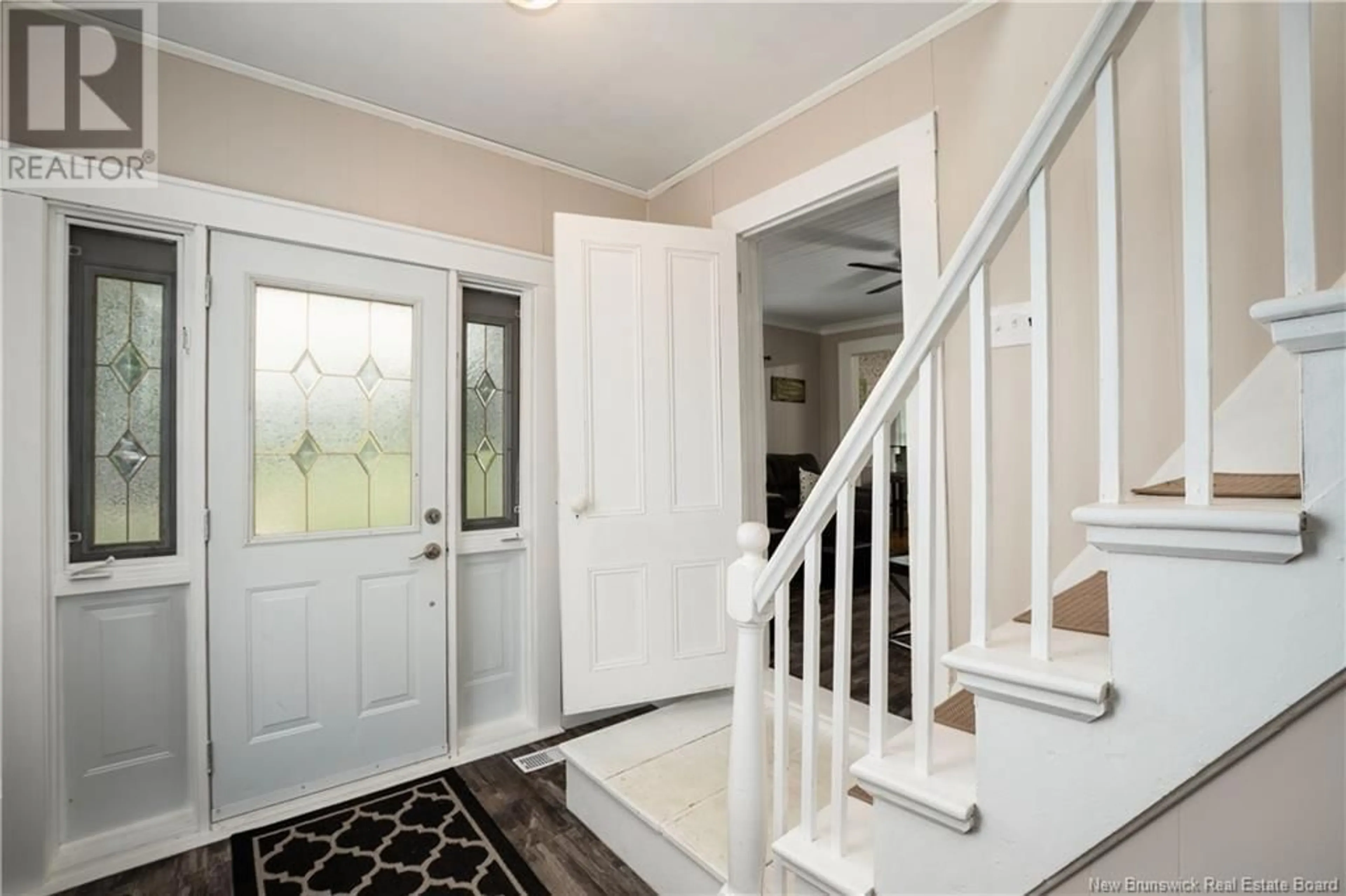 Indoor entryway for 1176 ROUTE 915, New Horton New Brunswick E4H1W4