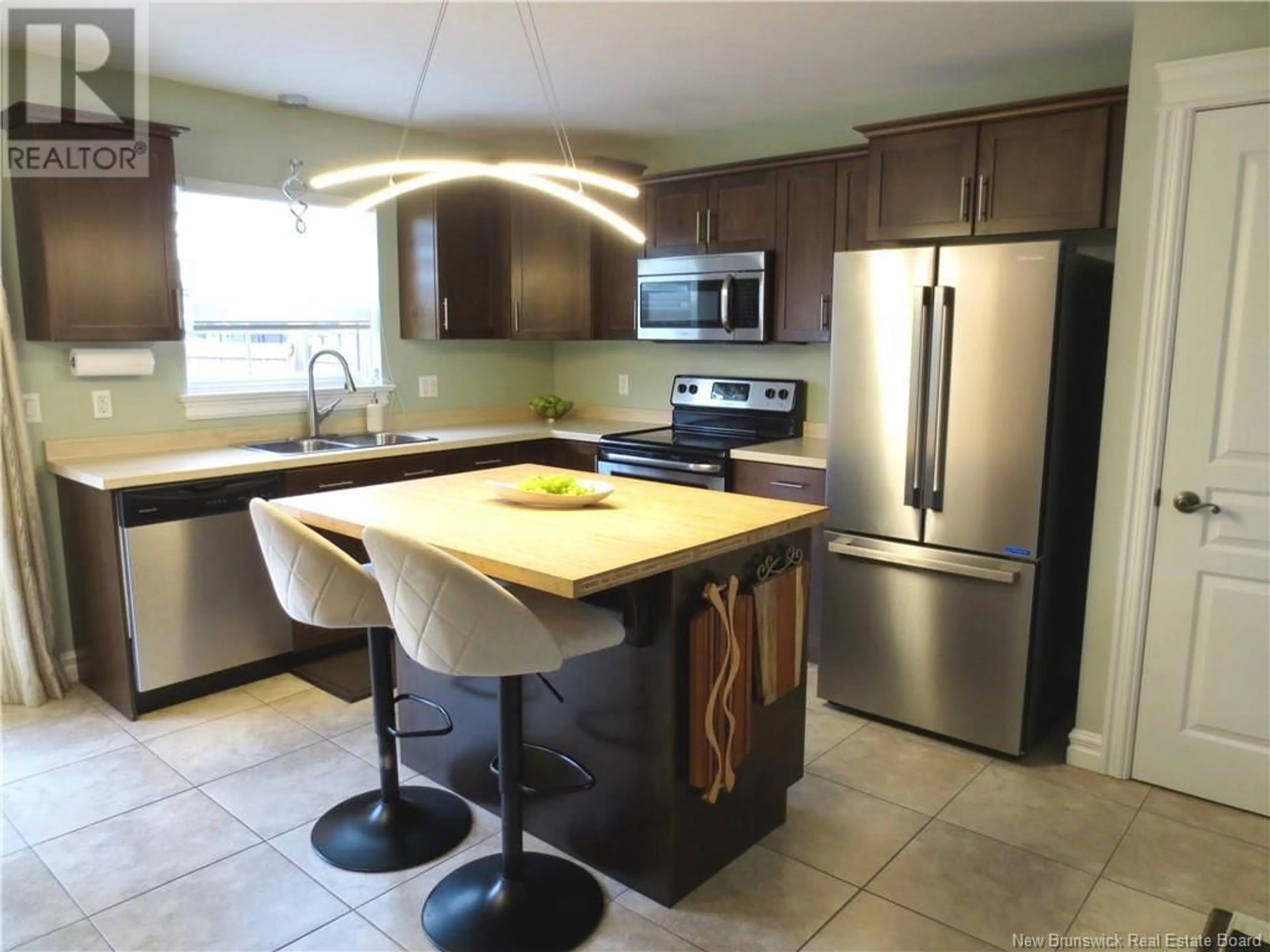 Standard kitchen, ceramic/tile floor for 63 DES FRENES COURT, Dieppe New Brunswick E1A7M7