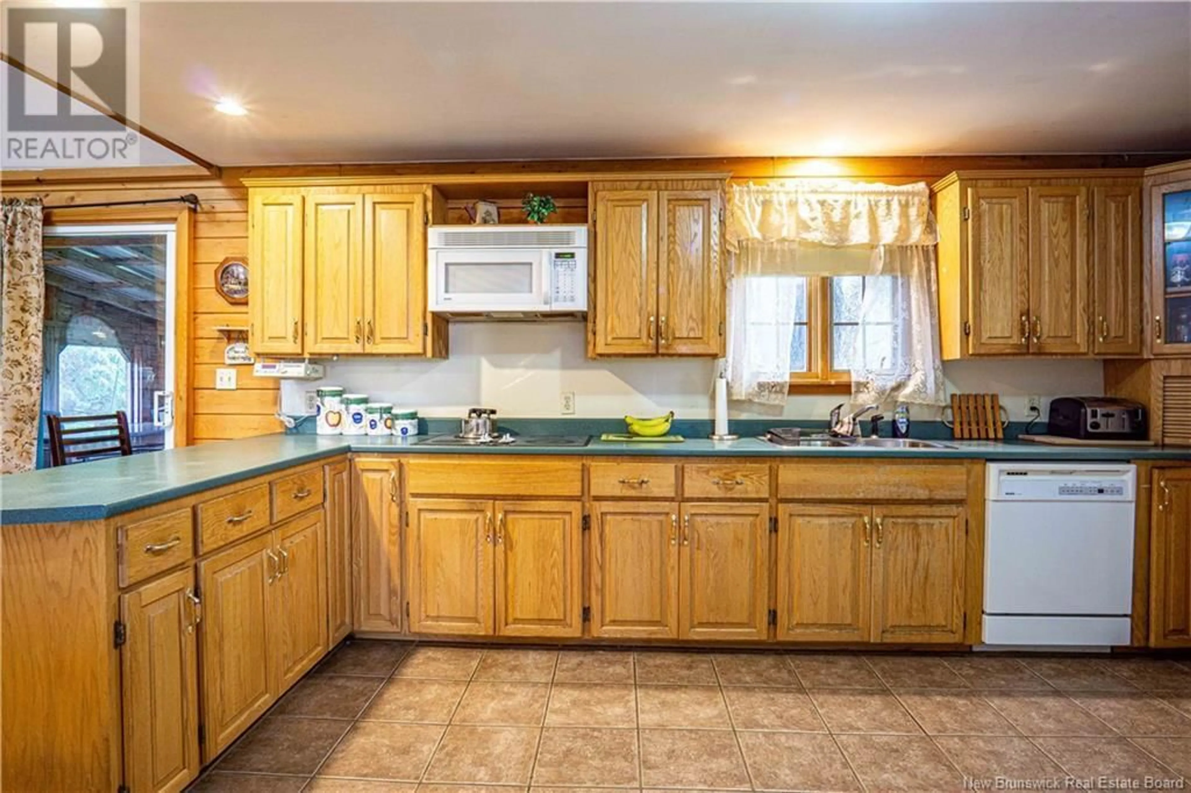 Standard kitchen, unknown for 4751 ROUTE 104, Maplewood New Brunswick E6E2A8
