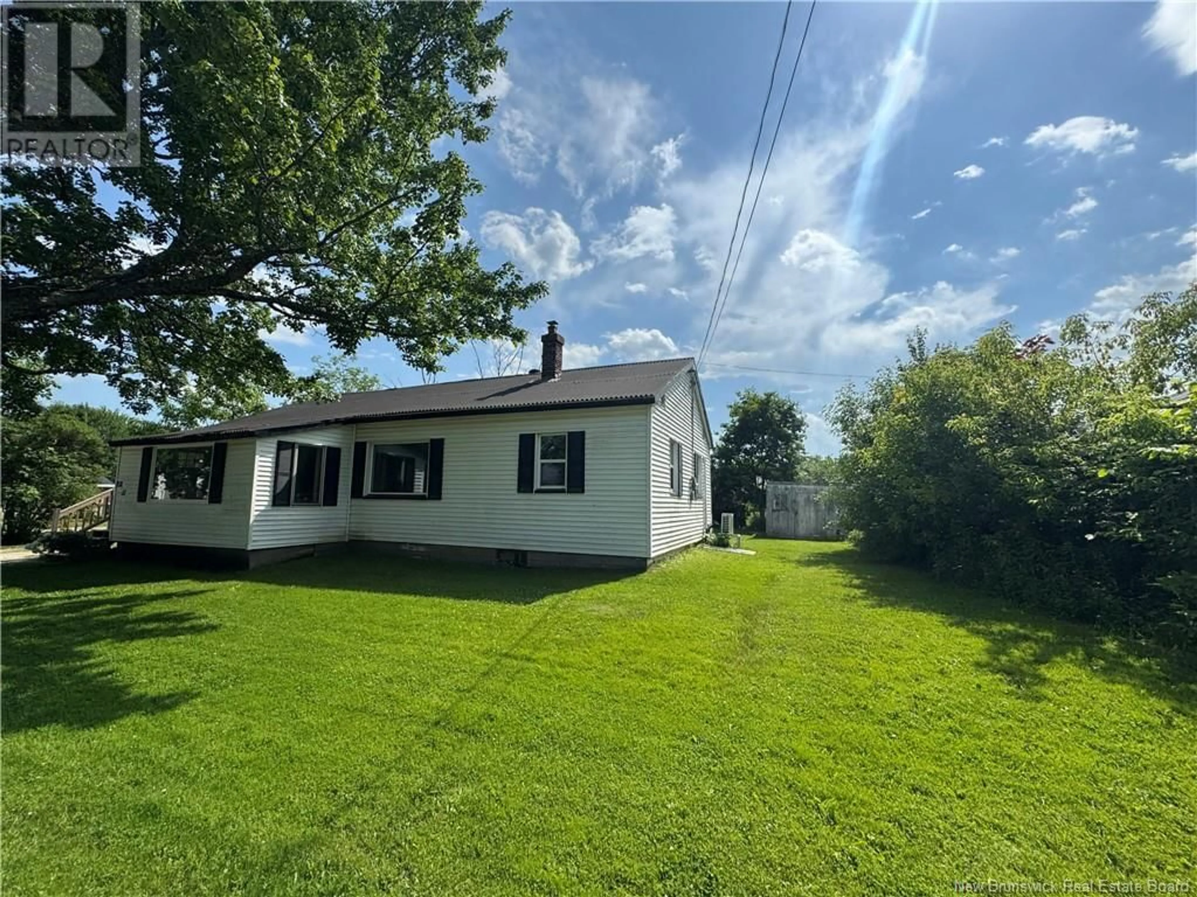 Unknown for 11 THIRD STREET, Petitcodiac New Brunswick E4Z4W7