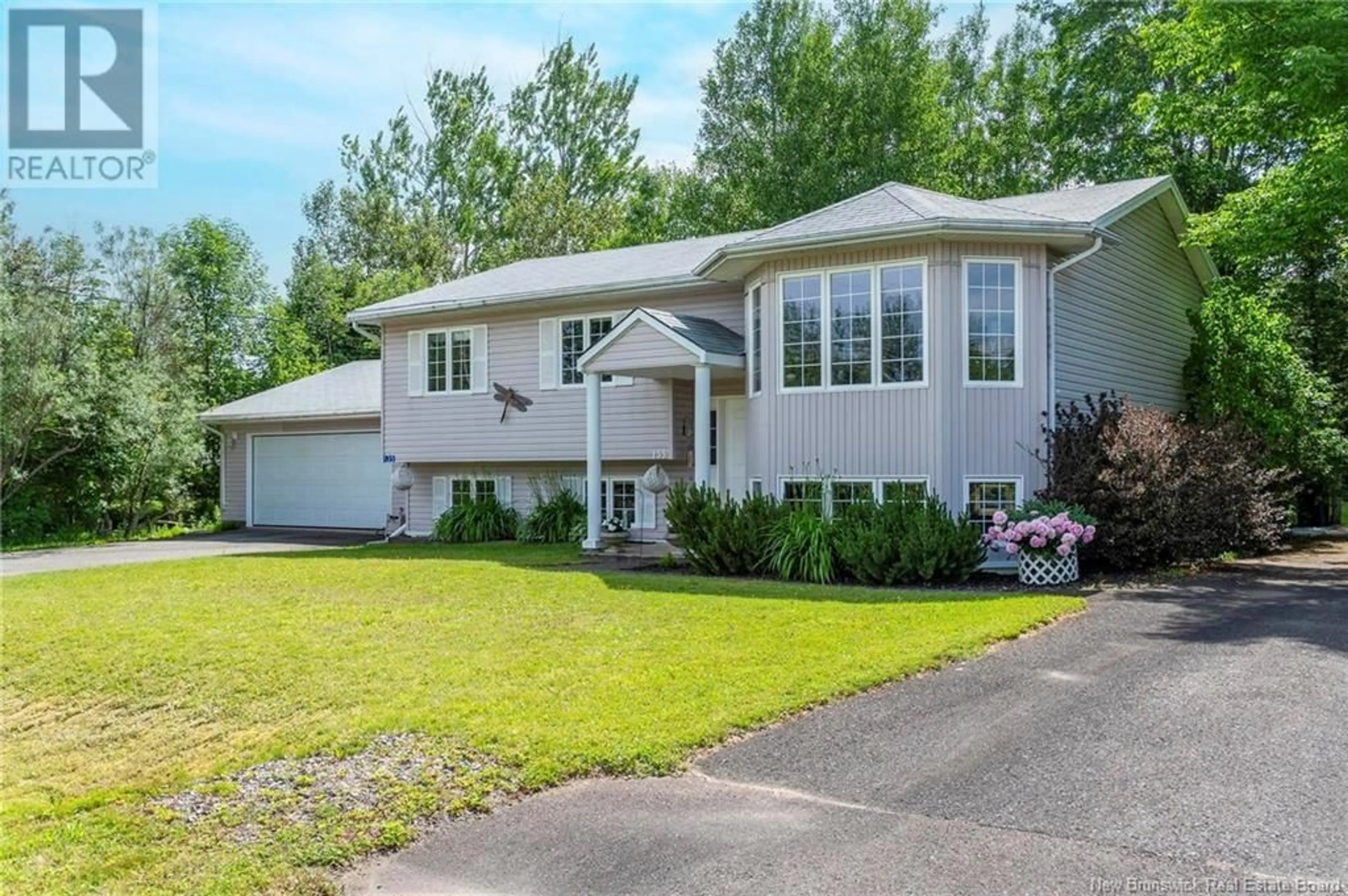 Home with vinyl exterior material, street for 135 HIGHLAND DRIVE, Hampton New Brunswick E5N5C6