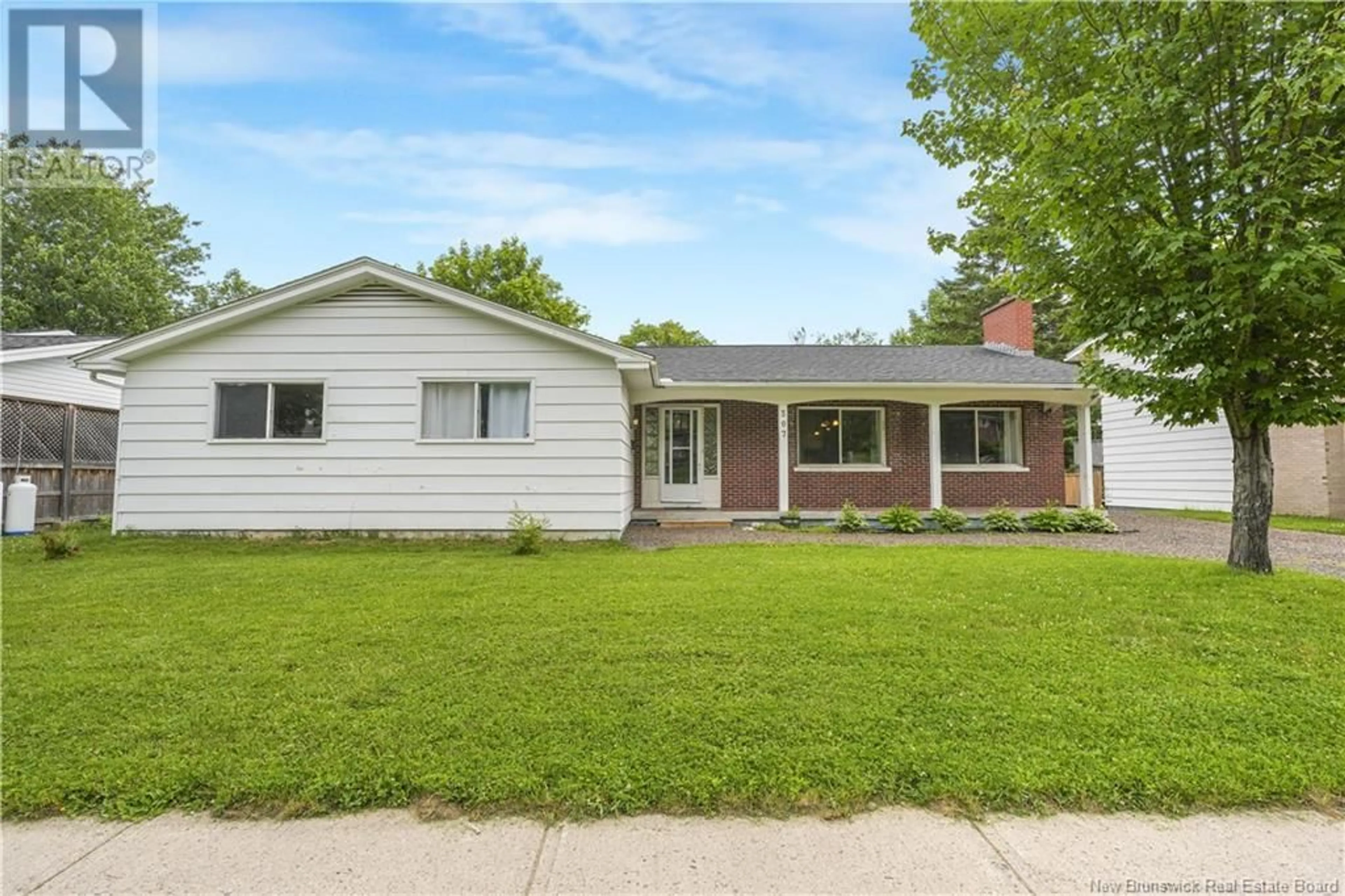 Home with vinyl exterior material, street for 307 KINGS COLLEGE ROAD, Fredericton New Brunswick E3B2E6