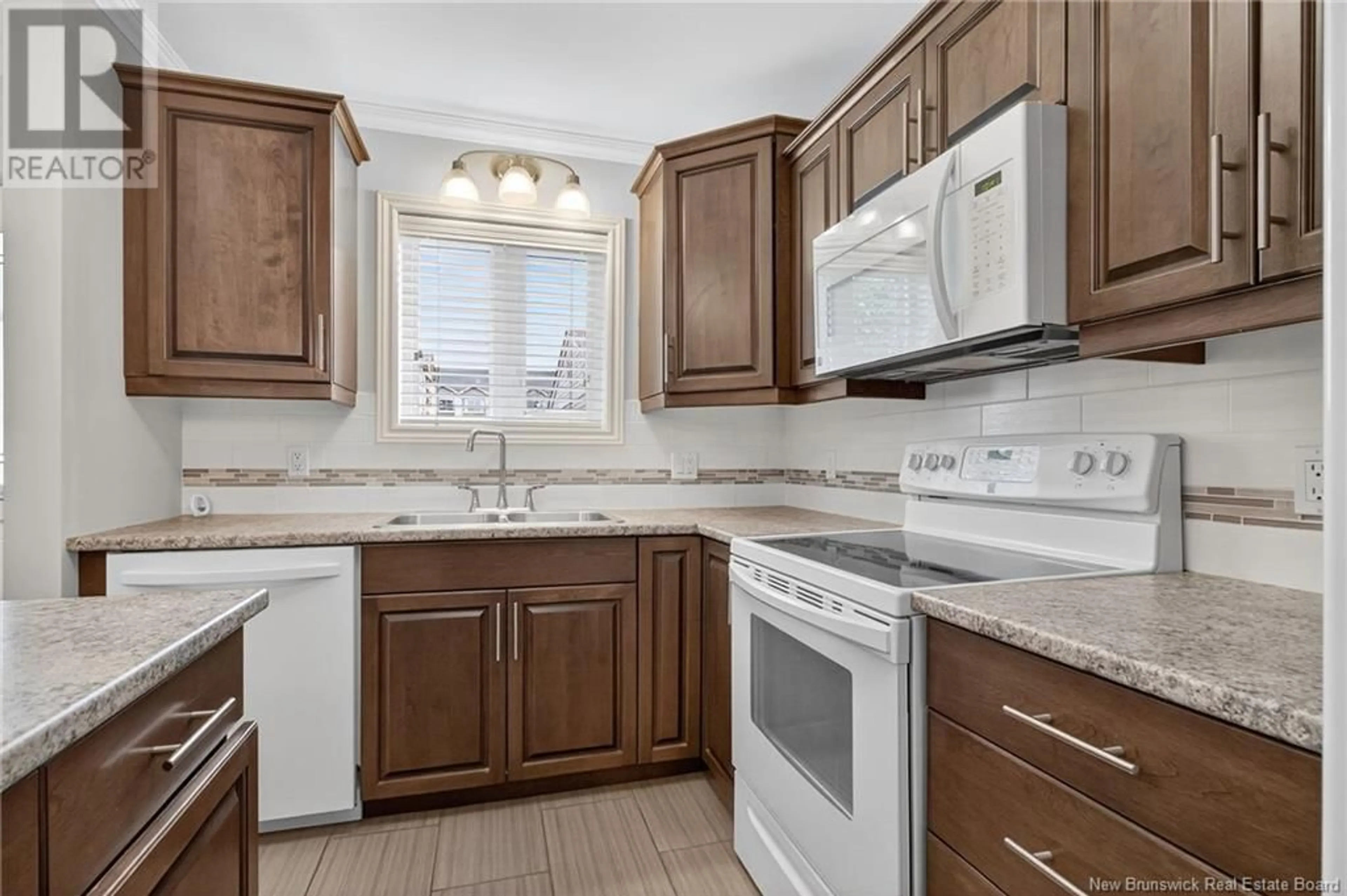 Standard kitchen, ceramic/tile floor for 8 - 331 MCLAUGHLIN DRIVE, Moncton New Brunswick E1A4R3