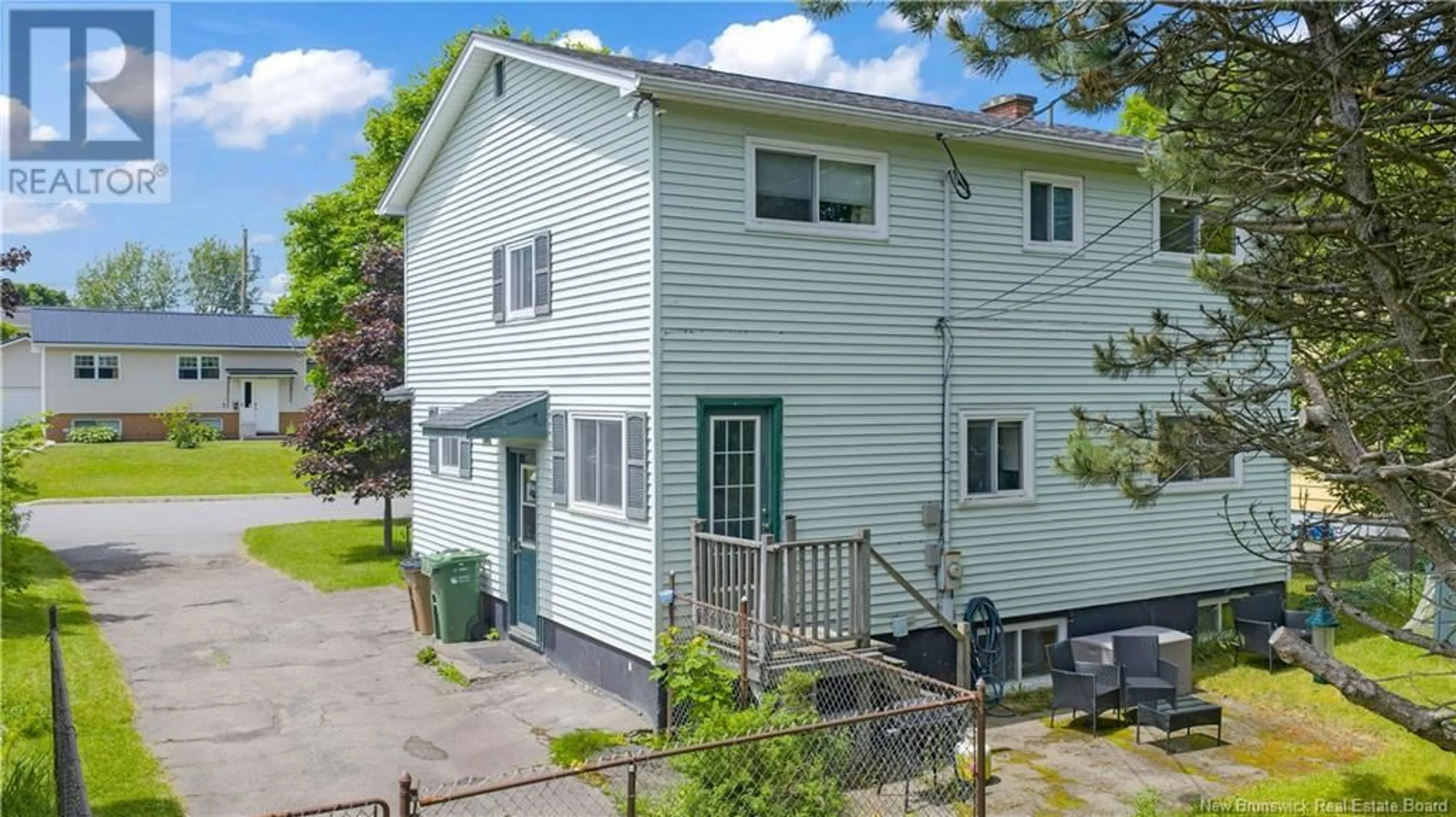 A pic from outside/outdoor area/front of a property/back of a property/a pic from drone, street for 10 BEVERLY DRIVE, Saint John New Brunswick E2J3A9