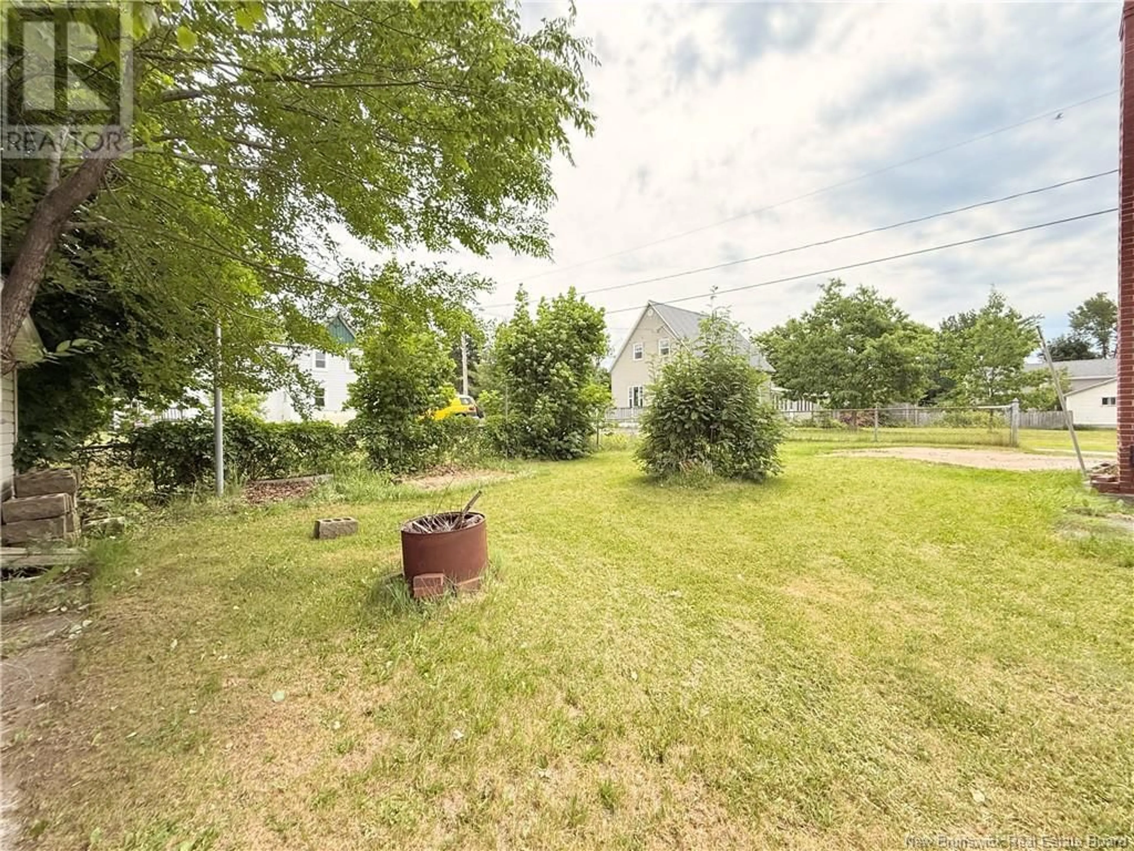 A pic from outside/outdoor area/front of a property/back of a property/a pic from drone, unknown for 39 ST. ANDREWS STREET, Miramichi New Brunswick E1N1G2