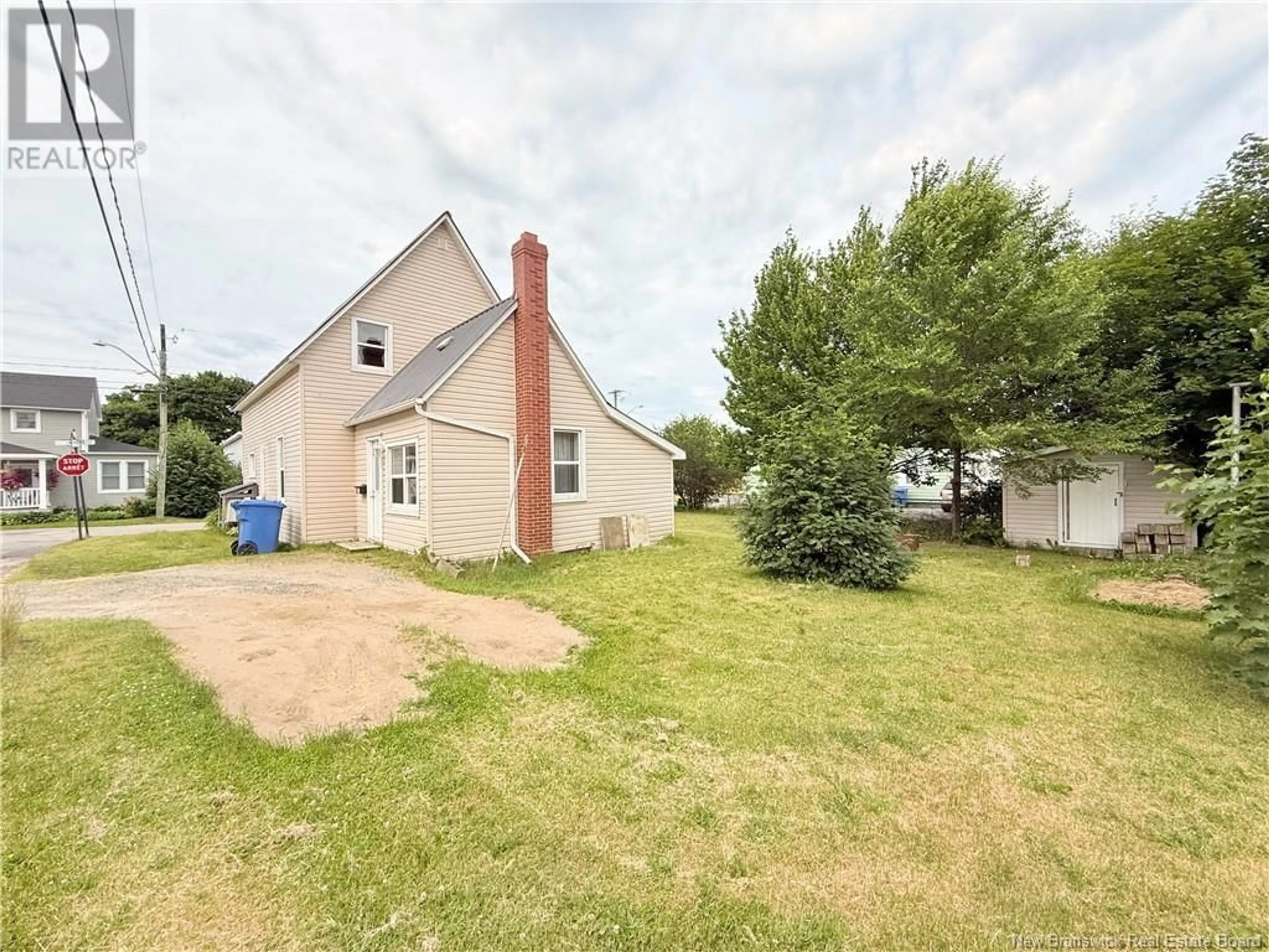 A pic from outside/outdoor area/front of a property/back of a property/a pic from drone, street for 39 ST. ANDREWS STREET, Miramichi New Brunswick E1N1G2