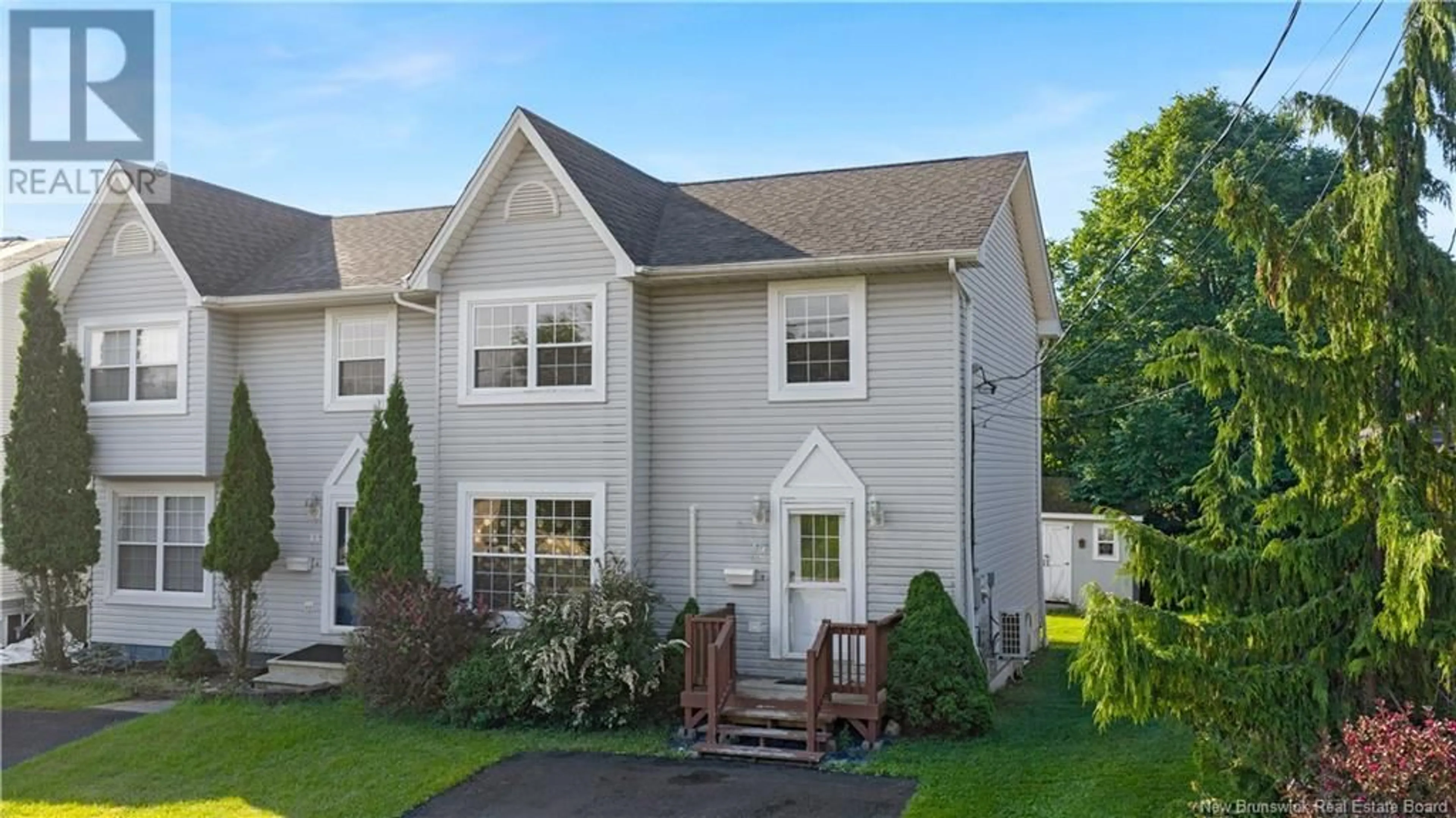 Home with vinyl exterior material, street for 86 THORNBROUGH STREET, Saint John New Brunswick E2K3P6