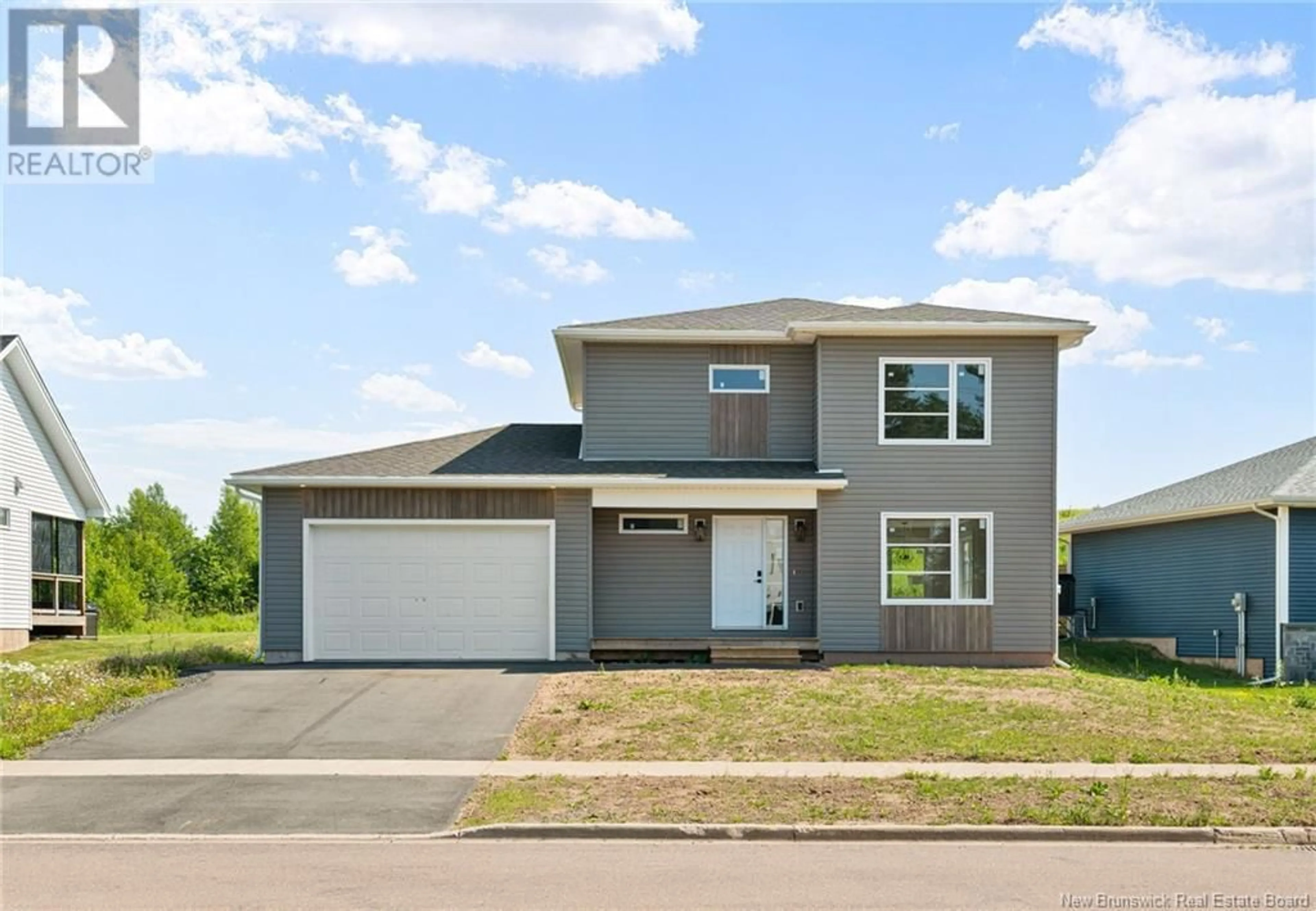 Home with vinyl exterior material, street for 117 KING'S BRIDGE BOULEVARD, Moncton New Brunswick E1G5R7