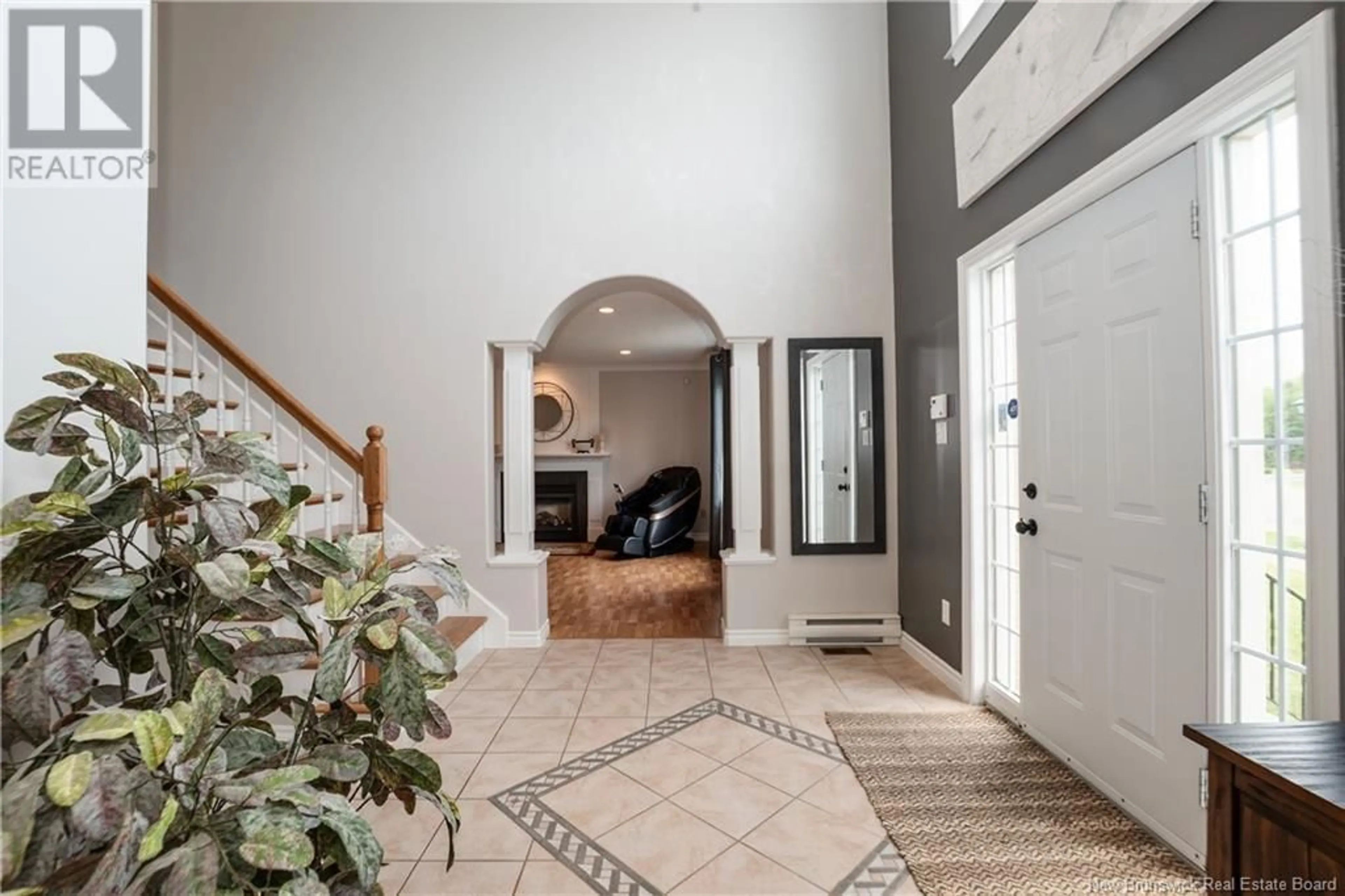 Indoor entryway for 106 ROYAL OAKS BOULEVARD, Moncton New Brunswick E1H3P2
