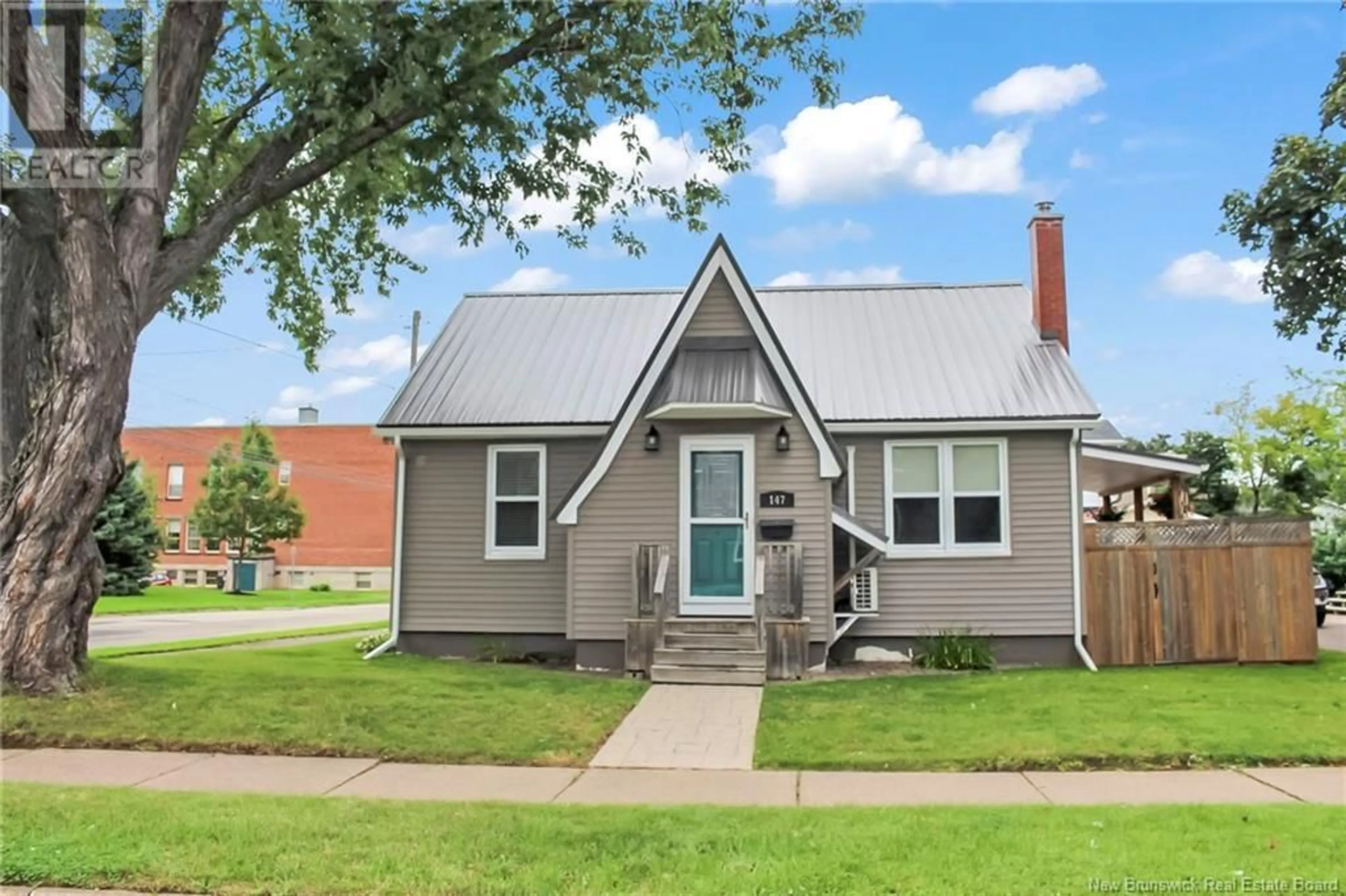 Home with vinyl exterior material, street for 147 GIVAN DRIVE, Moncton New Brunswick E1E3M6