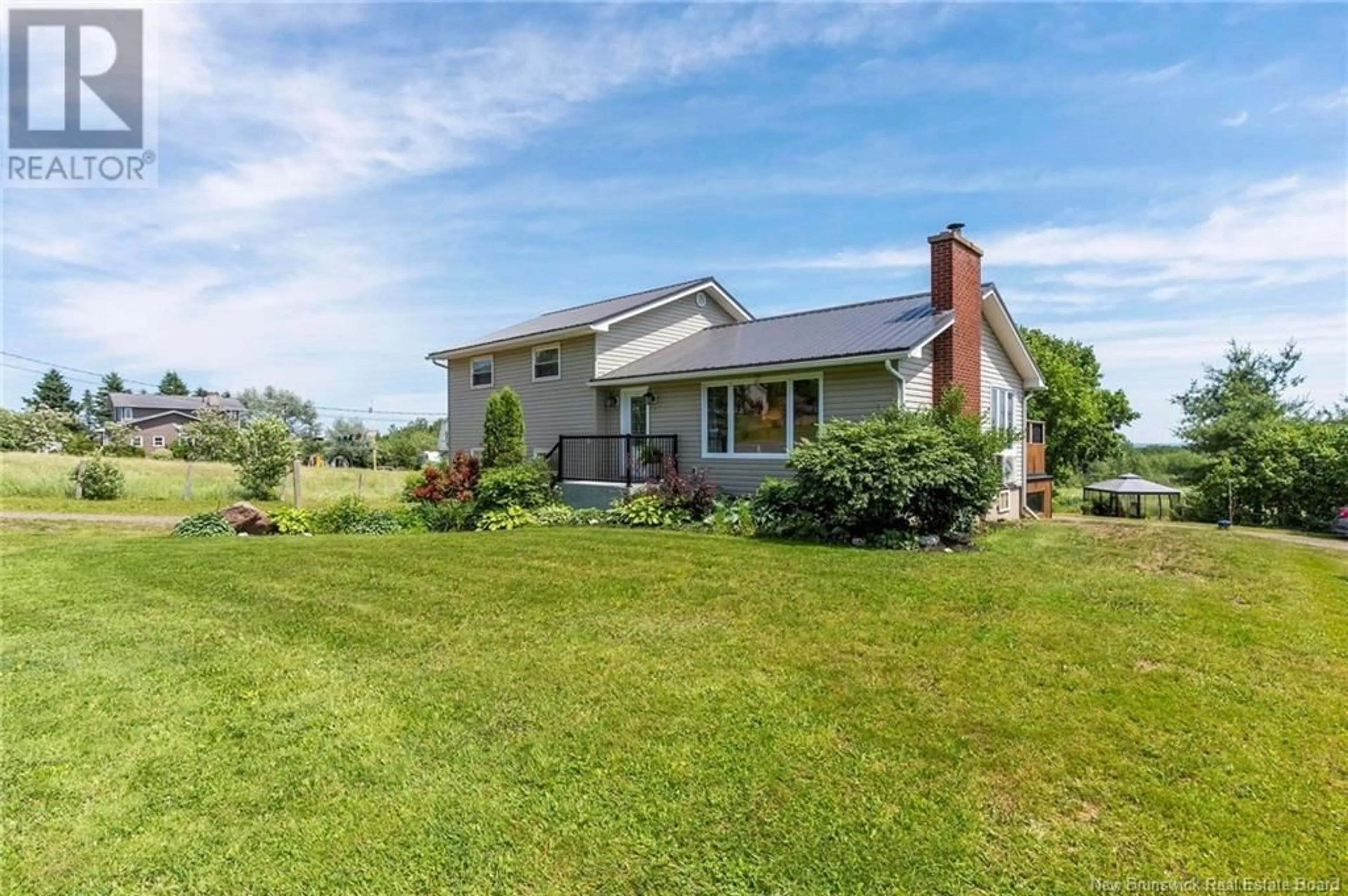 A pic from outside/outdoor area/front of a property/back of a property/a pic from drone, unknown for 252 AMMON, Ammon New Brunswick E1G3N8