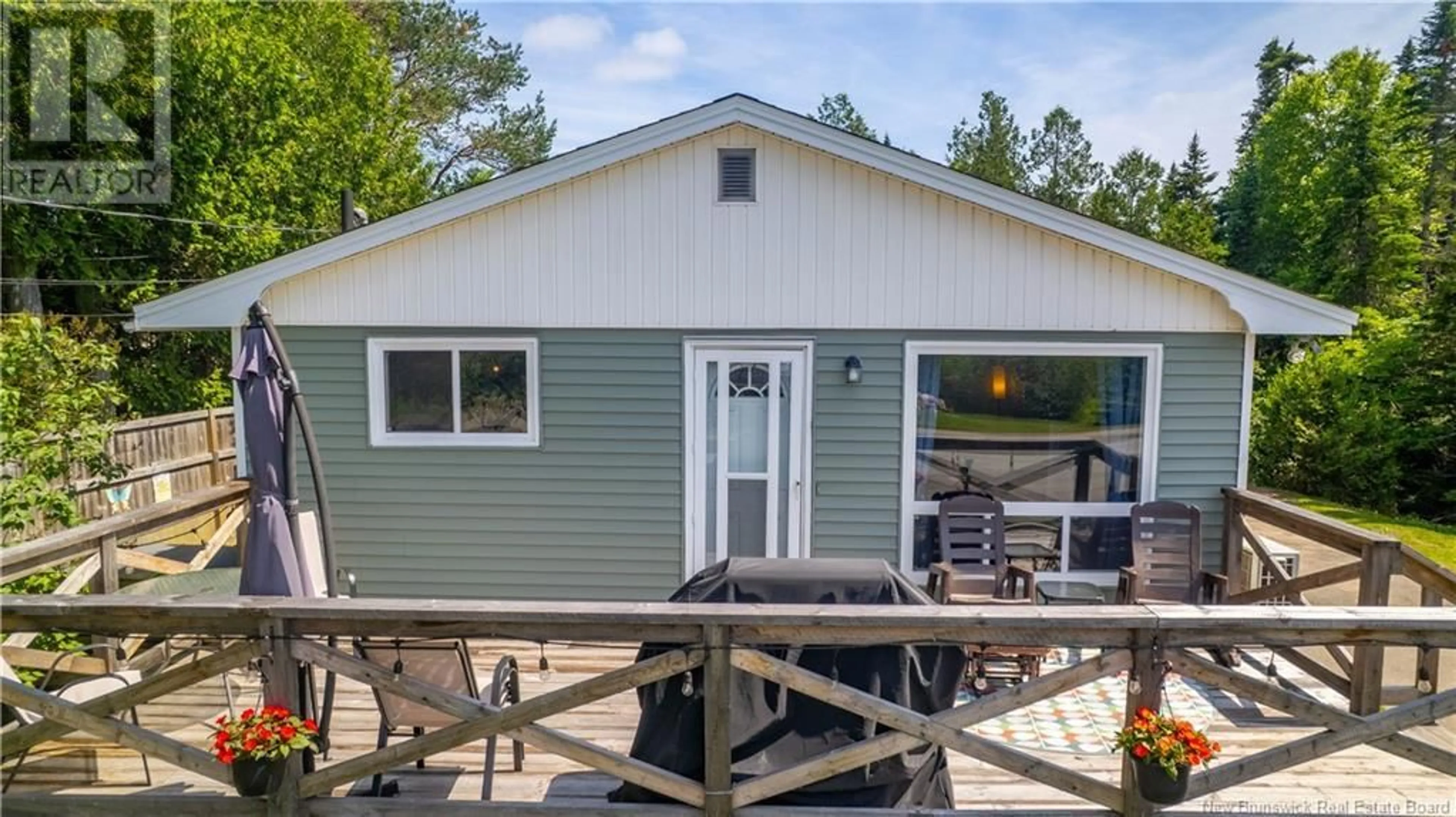 Home with vinyl exterior material, water/lake/river/ocean view for 2486 LOCH LOMOND ROAD, Saint John New Brunswick E2N1A4