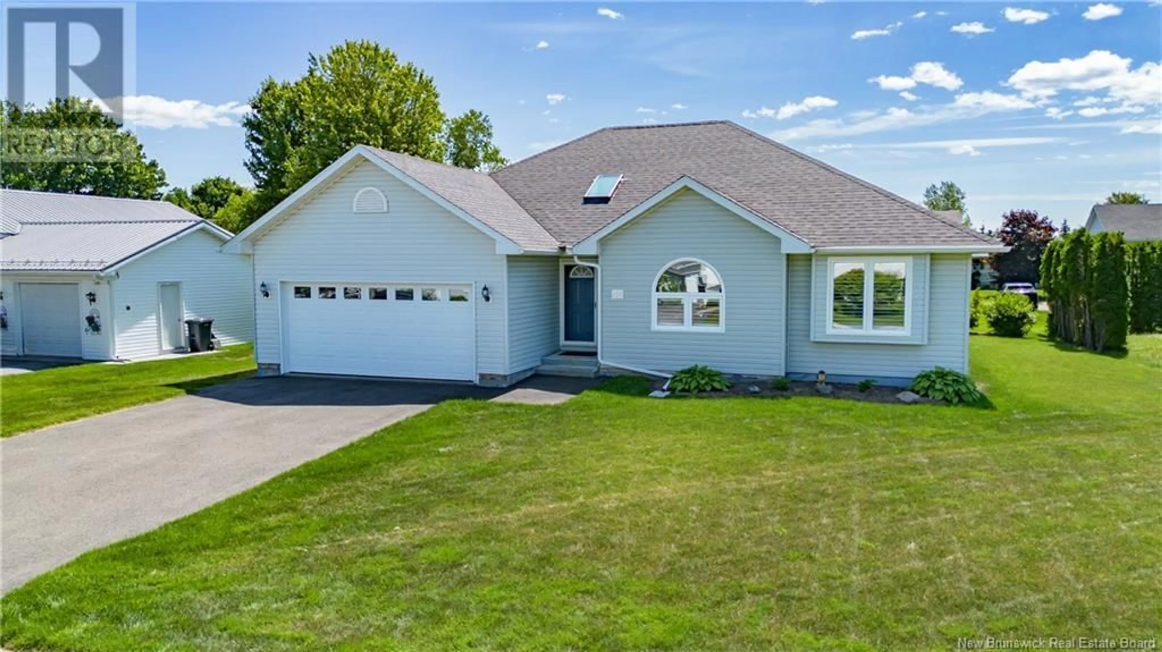 Home with vinyl exterior material, street for 42 CRAIG STREET, Oromocto New Brunswick E2V2R4