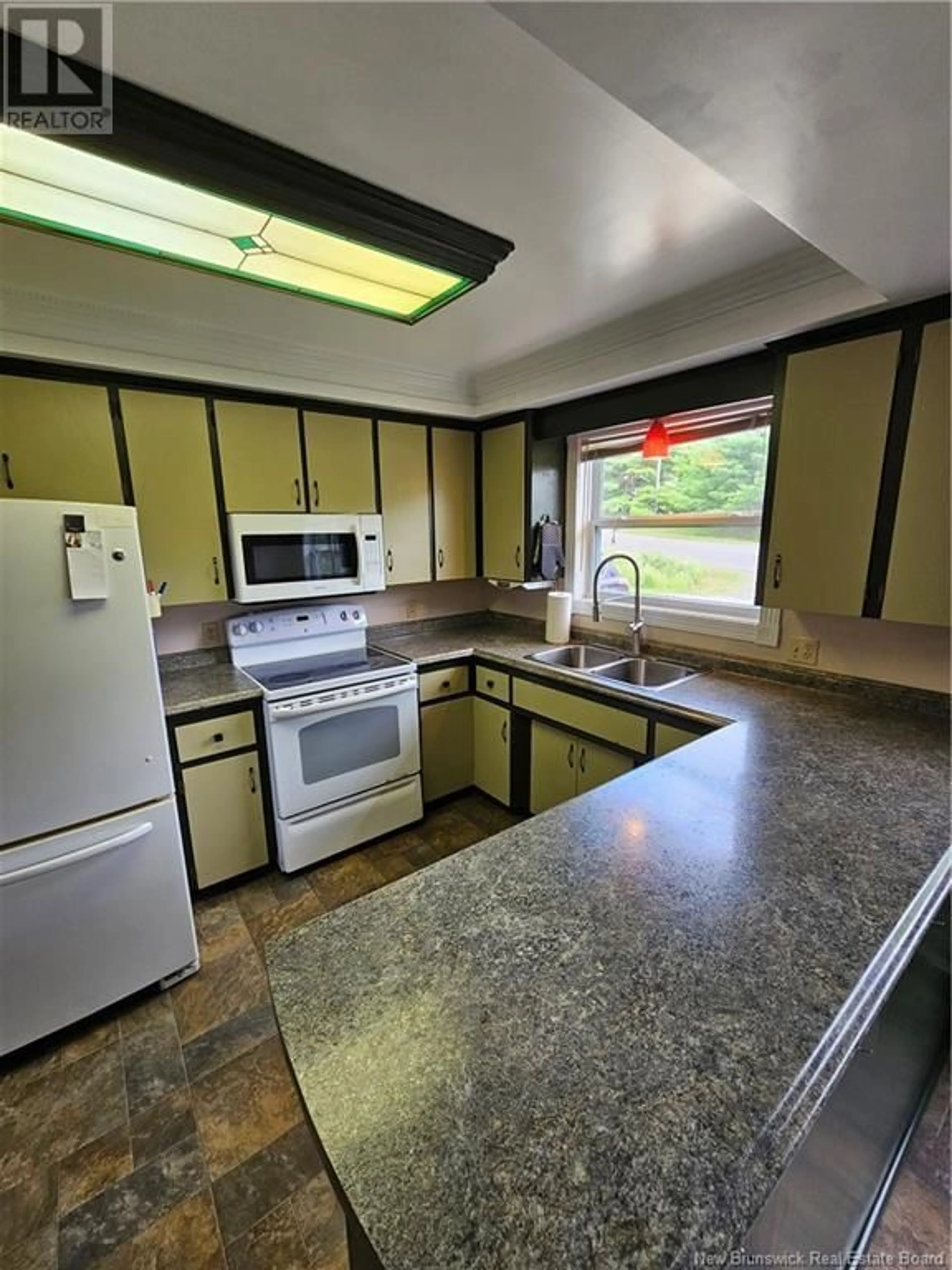 Standard kitchen, unknown for 11 JAMES STREET, Douglas New Brunswick E3G7Z2