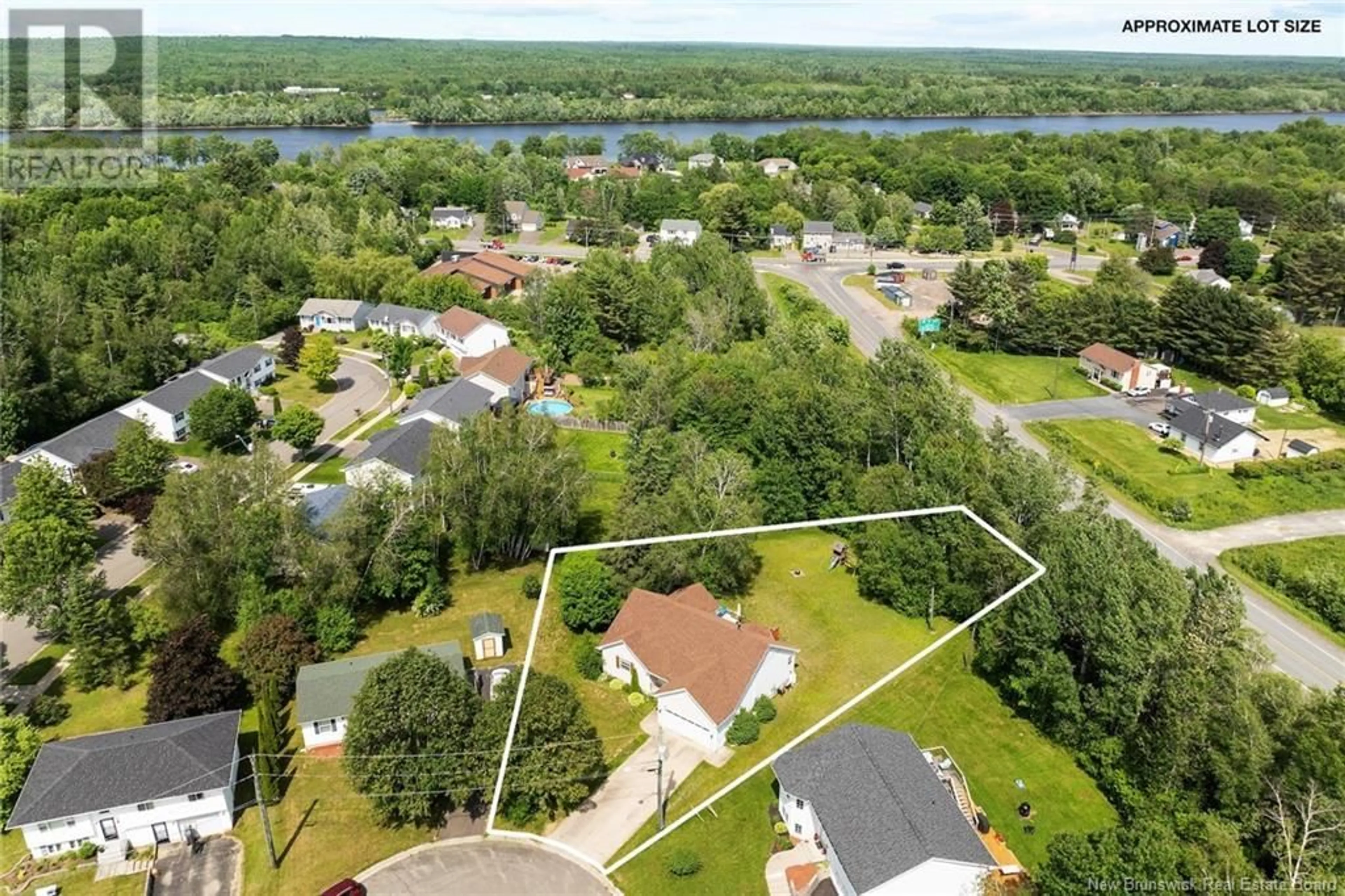 A pic from outside/outdoor area/front of a property/back of a property/a pic from drone, water/lake/river/ocean view for 22 TRAINOR COURT, Fredericton New Brunswick E3B7J7