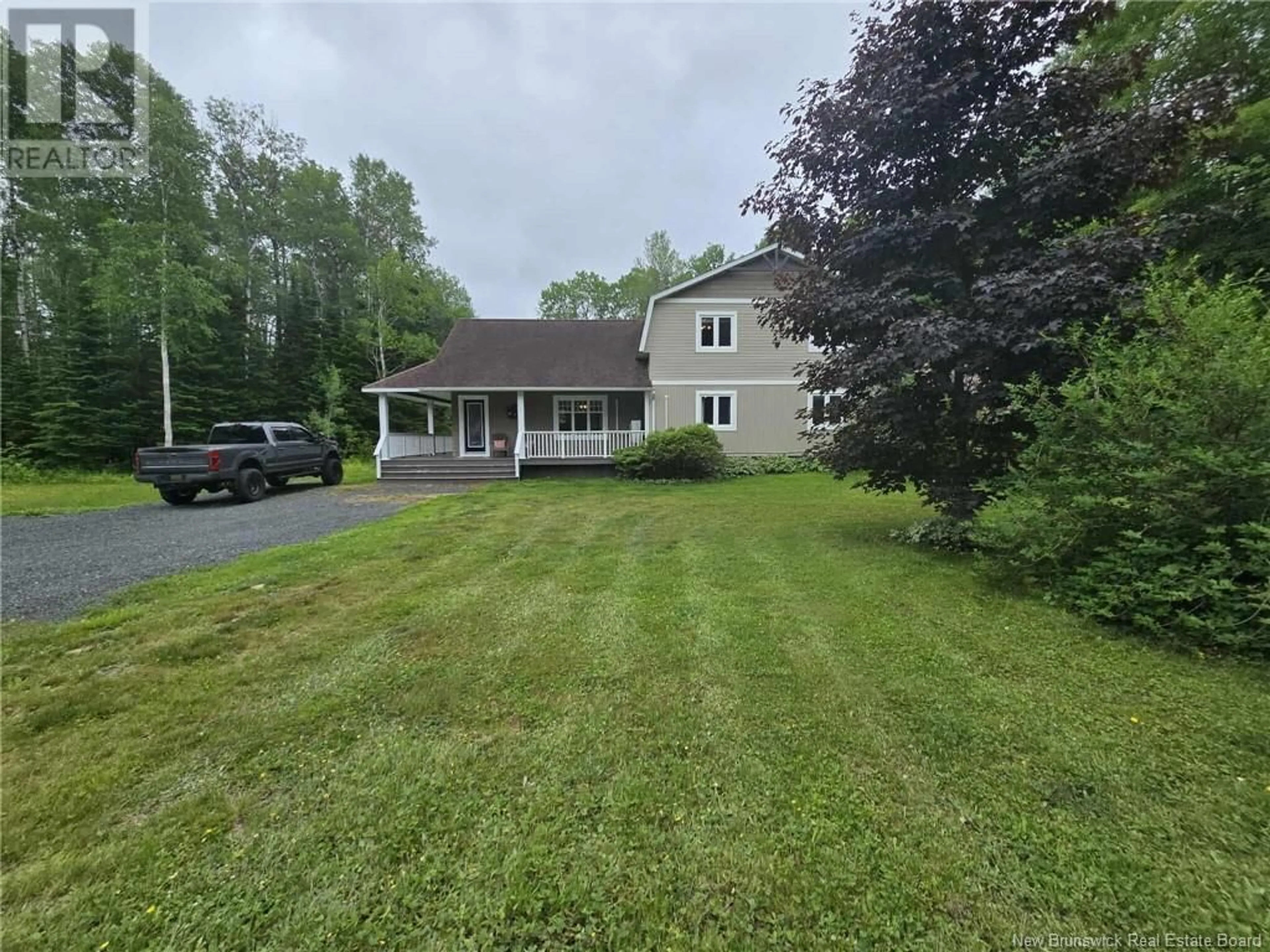 A pic from outside/outdoor area/front of a property/back of a property/a pic from drone, unknown for 853 HINTON, Dunlop New Brunswick E8K2K1