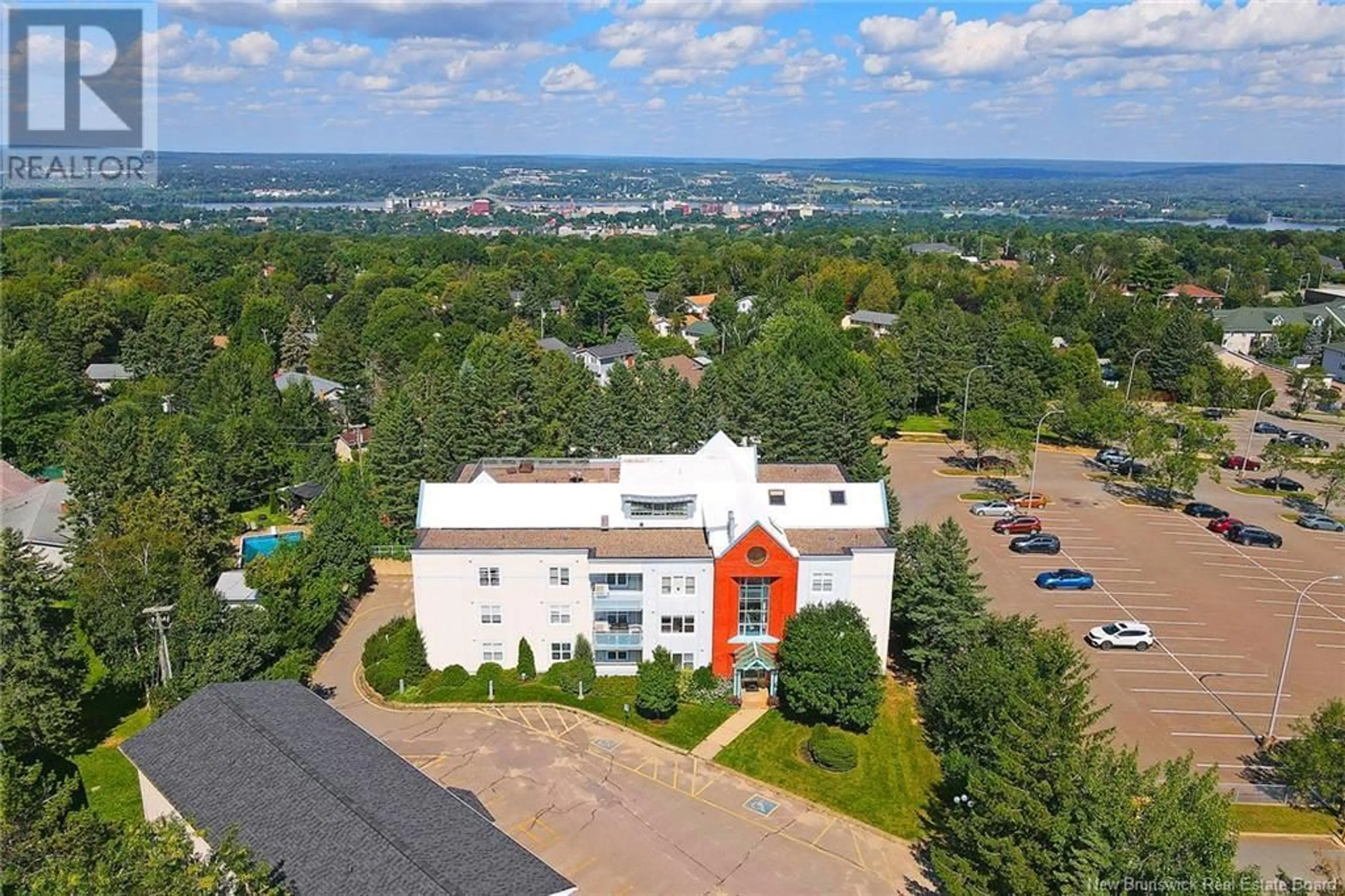 A pic from outside/outdoor area/front of a property/back of a property/a pic from drone, unknown for 160 - 500 VENUS COURT, Fredericton New Brunswick E3B3A9